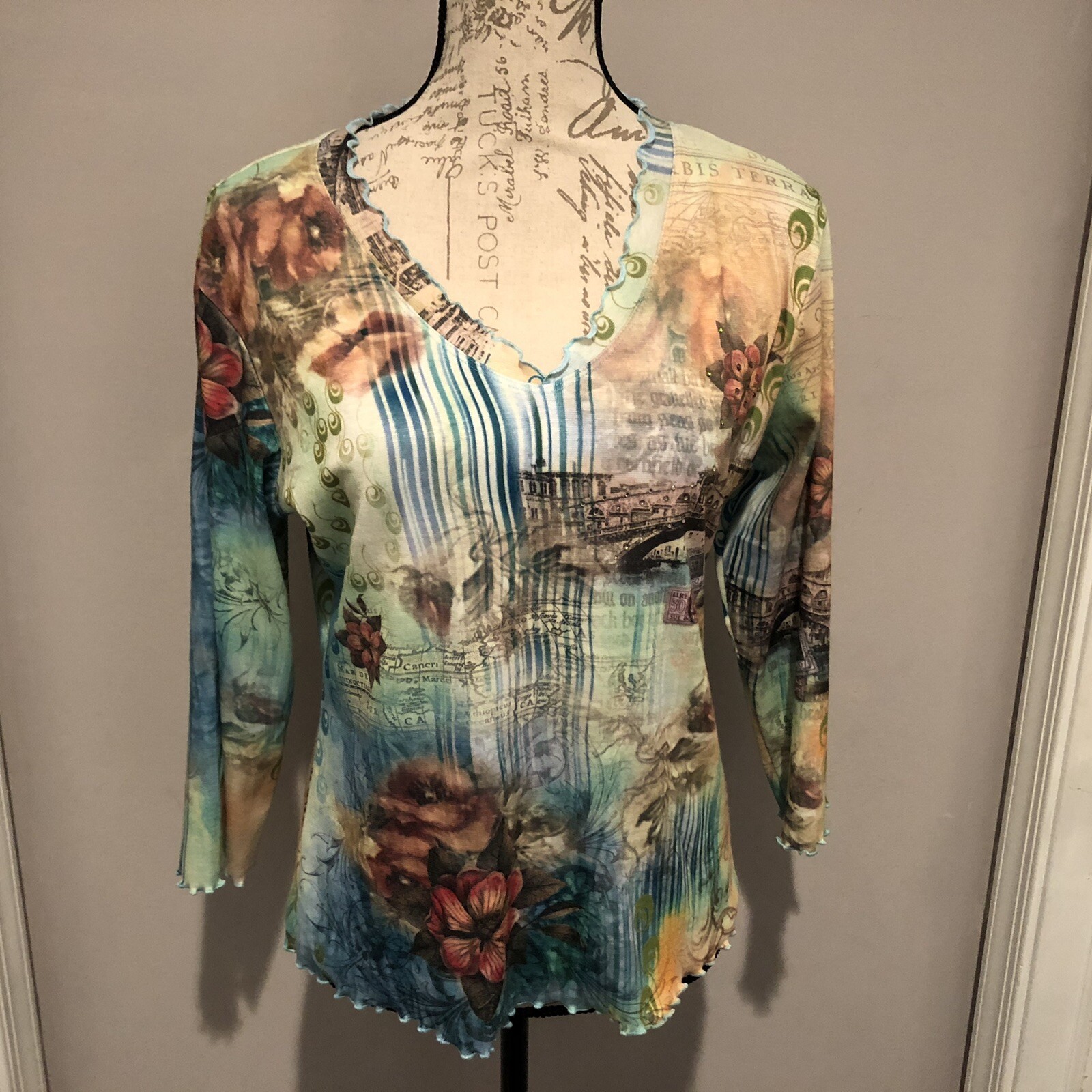 Talk Of The Walk Embellished Floral Top Multi Color Sz L