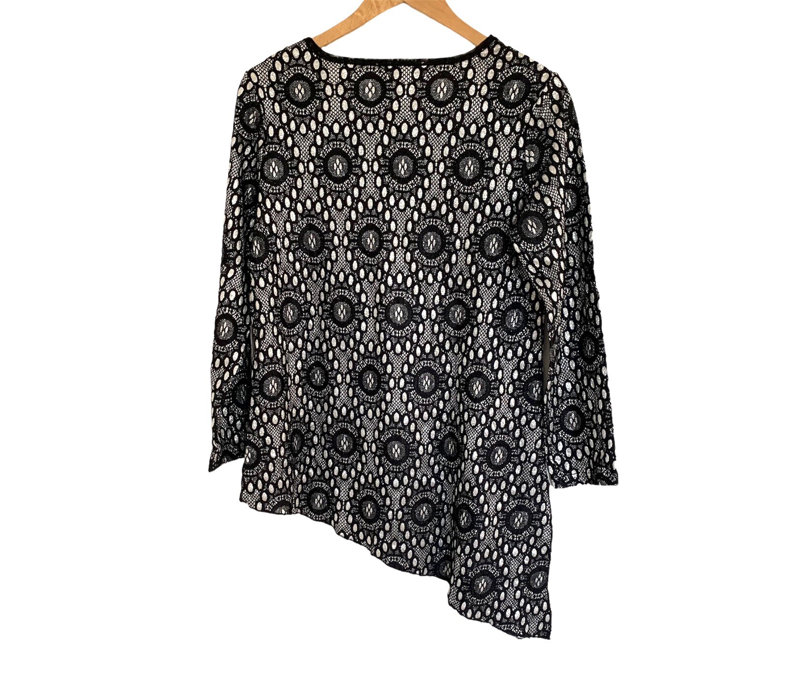 Kokomo Shirt Womens Medium Black Silver Pullover 3/4 Sleeve V Neck Blouse Top