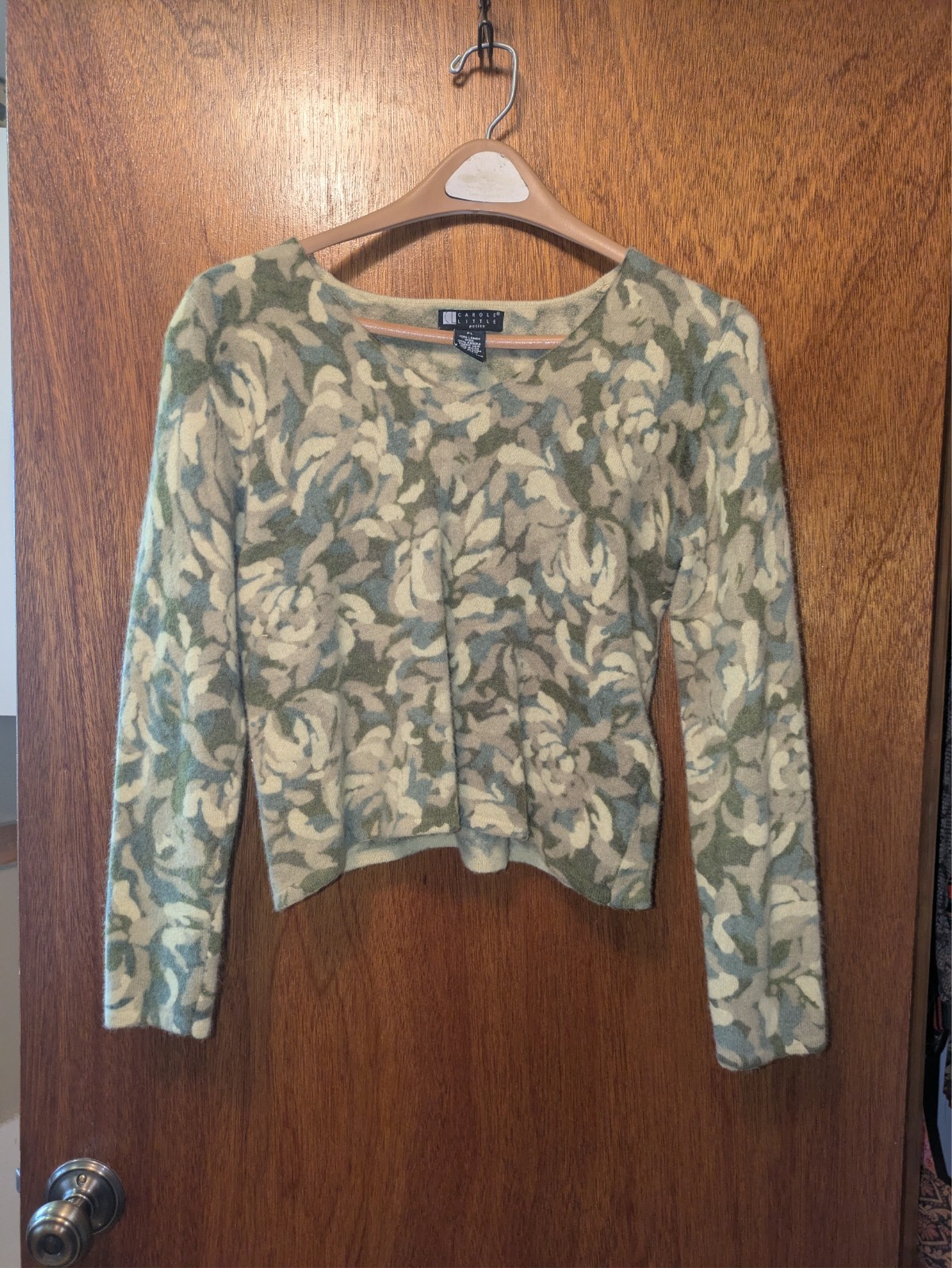 Carole Little Long Sleeve Shirt 70% lambs wool 20% angora rabbit hair 10% rayon