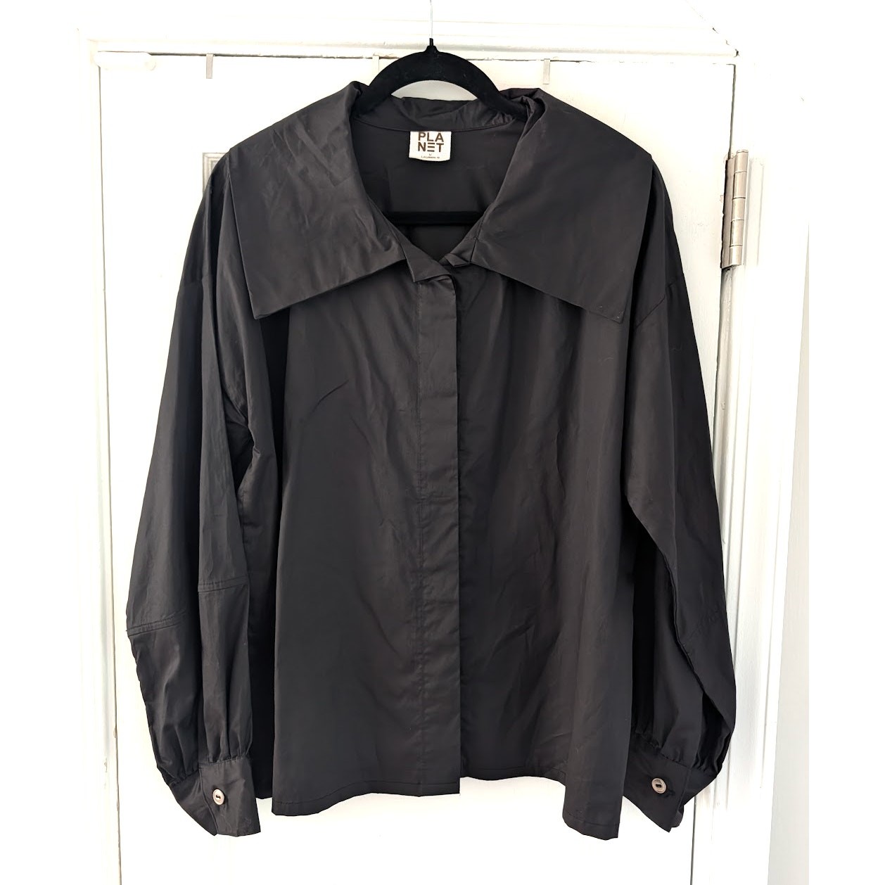 PLANET by Lauren G Oversized Collar Black Poplin Shirt/Blouse Sz 1 (US 6-8)