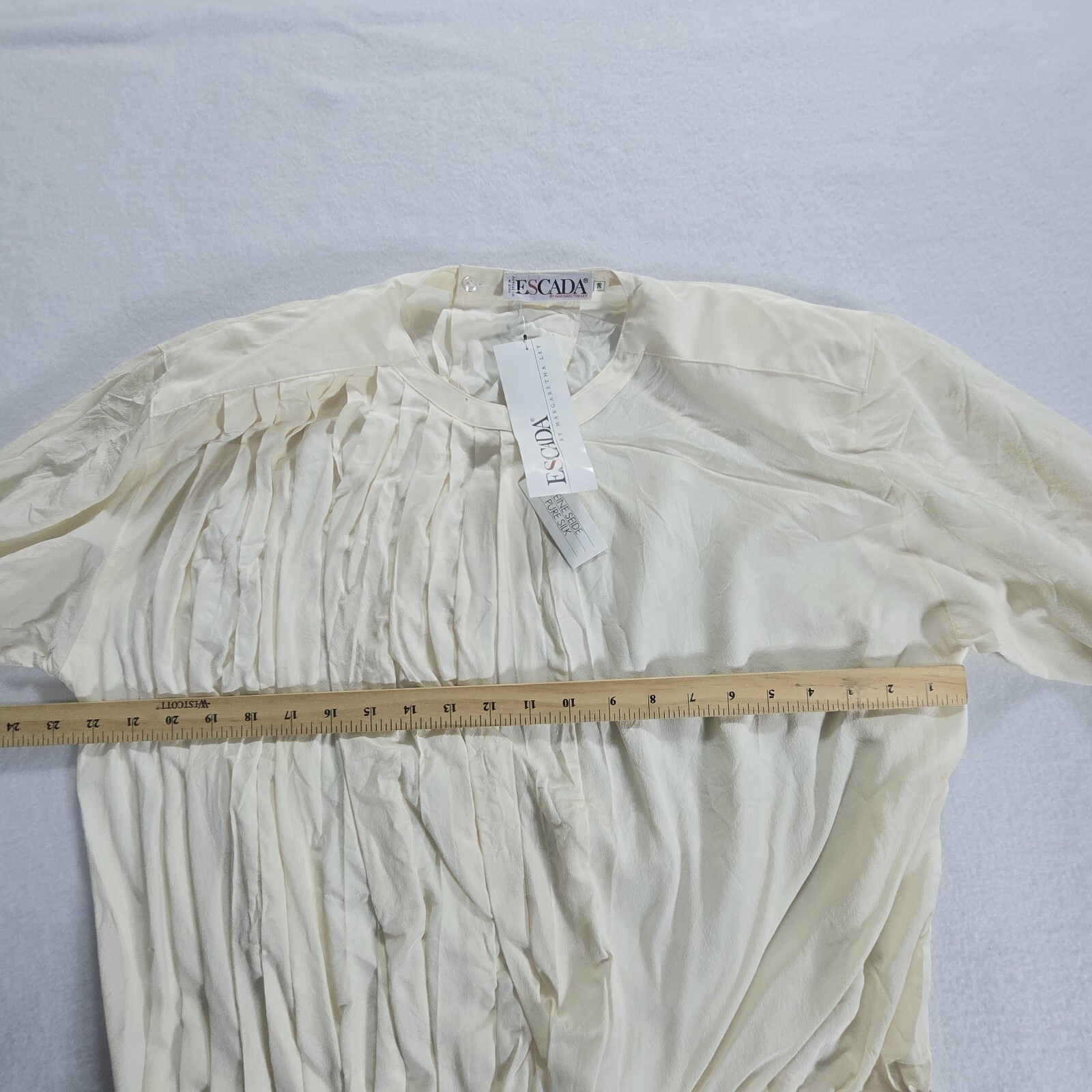 Escada Silk Blouse Vintage Size 38 Long Sleeve Ivory Pleated NWT Shoulder Pad