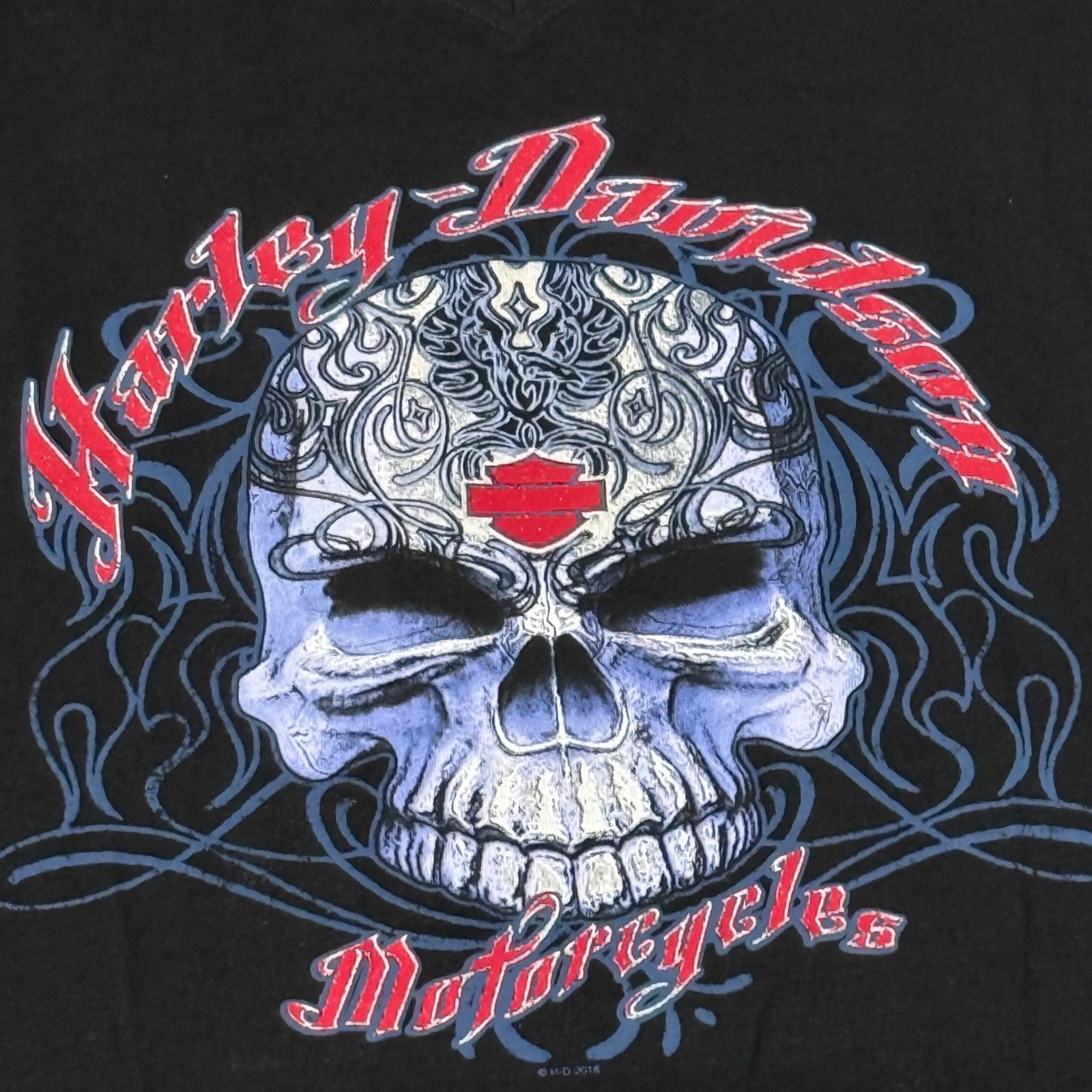 Harley Davidson XL Black V Neck SS T Shirt Skull Sparkle Myrtle Beach Bikercore