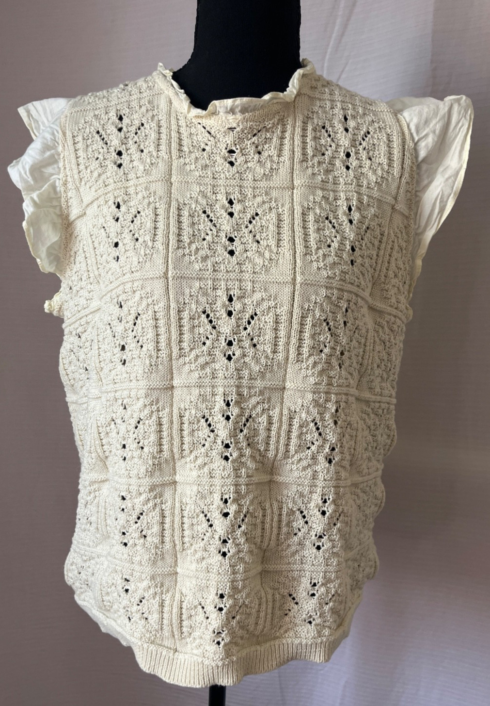 grace karma top crochet flutter sleeve XL