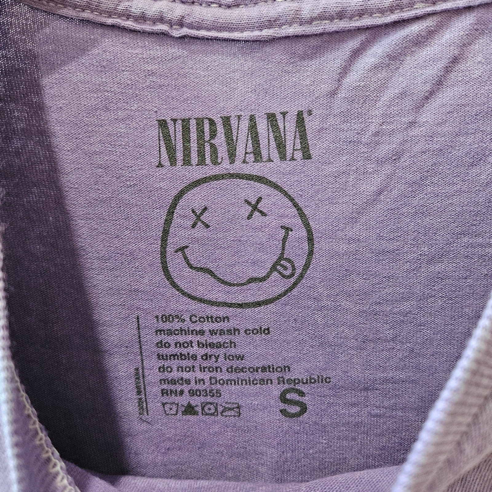 Nirvana Band Music Graphic Retro Purple Short Sleeve Tee Size Small