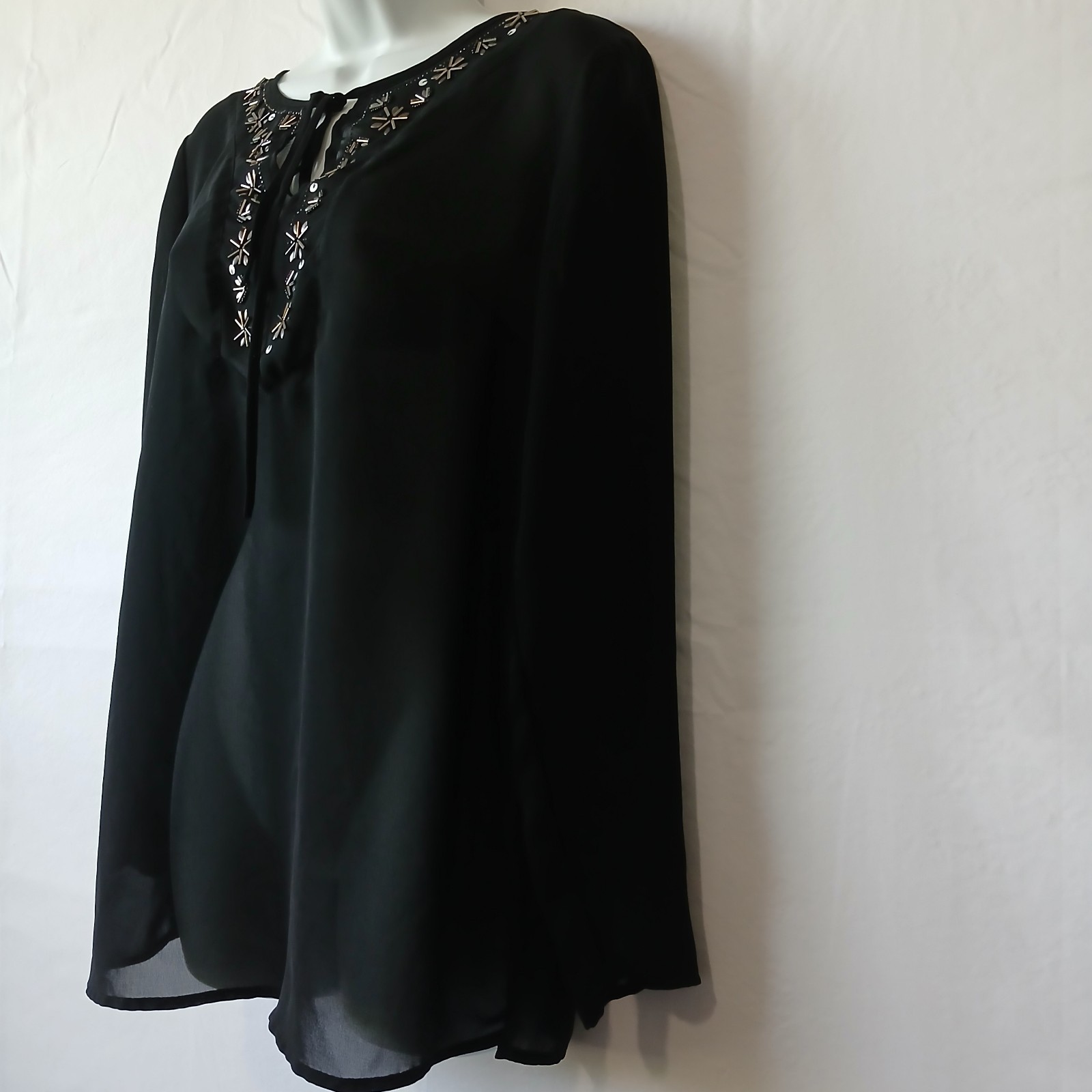Nicole Miller Top Black Sheer V Neck Beaded Sz M Party Holiday office wear