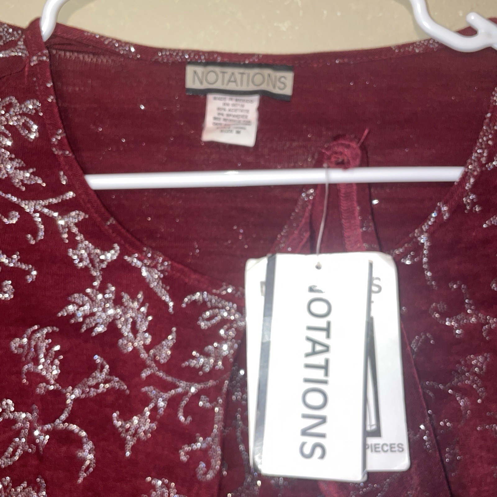 Fundraiser Notations Women Sz M Maroon/Gold Metallic 2-Fer Twinset Top