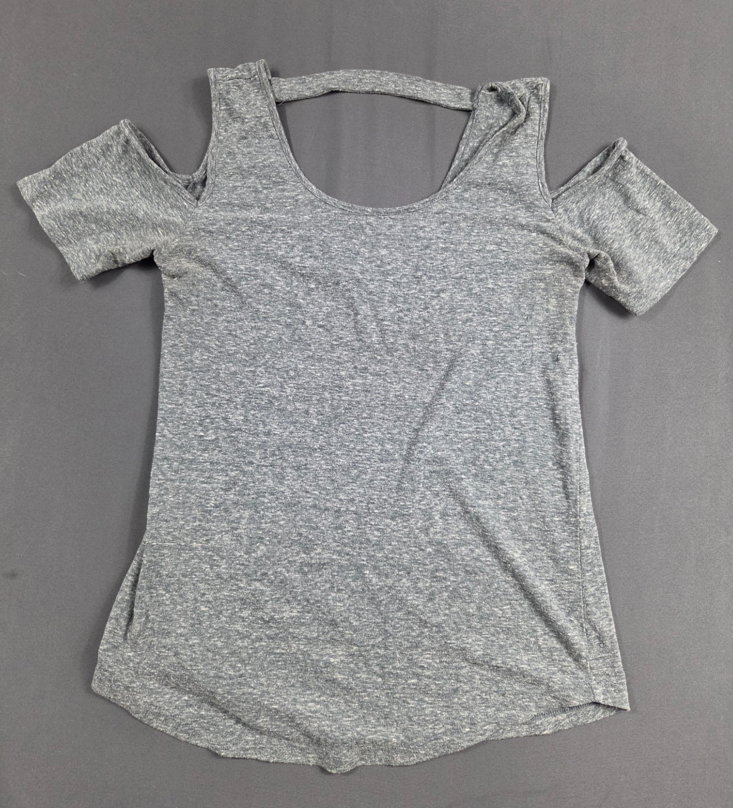 Blue Lemon Top Womens Medium Heather Gray Slub Knit Short Sleeve Cold Shoulder