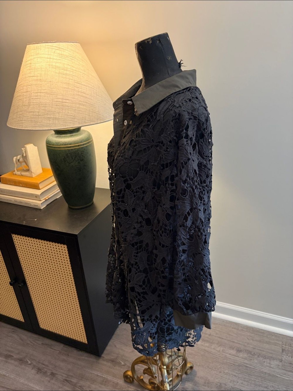 POL Boho Chic Black Crochet Floral Lace Frayed Button-Up Size Large Rustic