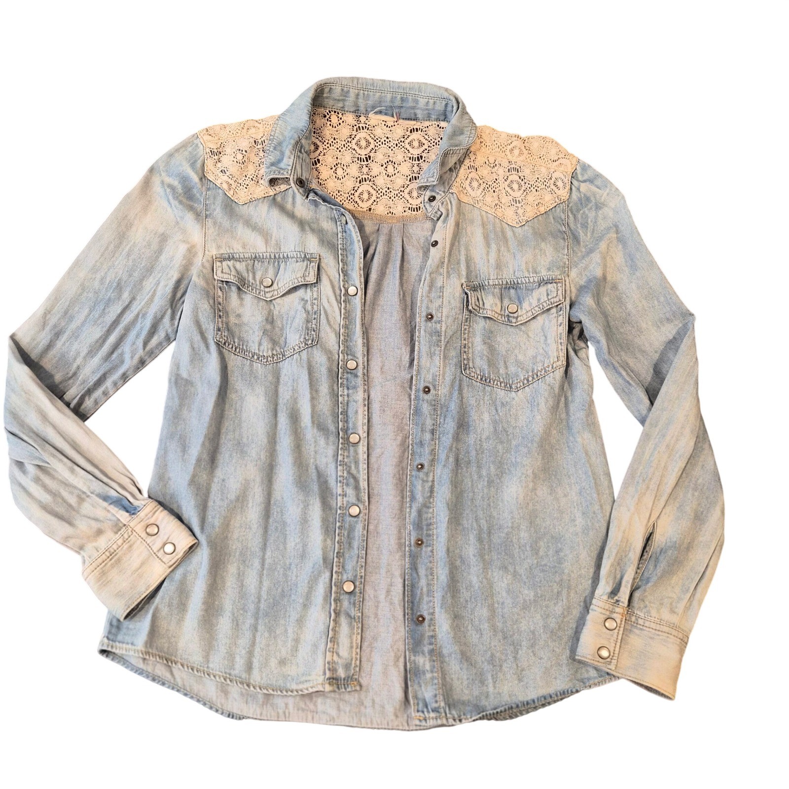 Womens Light Wash Denim Western Shirt Lace Crochet Yoke Pearl Snap Button Down
