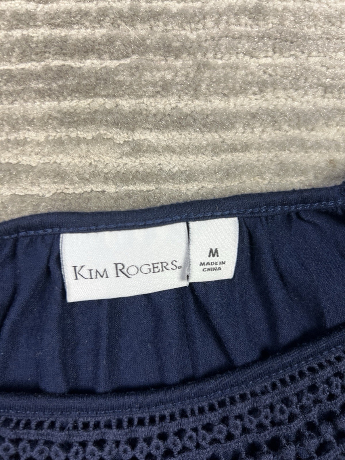 Kim Rogers Top Womens Medium Blue Short Sleeve Polyster Blend Lace Neckline