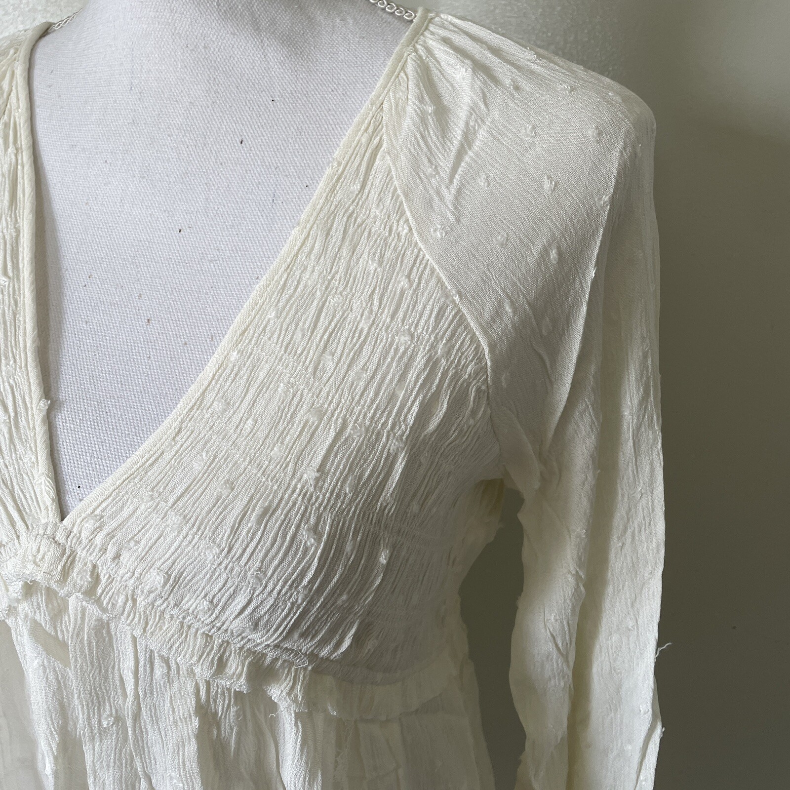 Promesa Womens Boutique Top Cream Swiss Dot Size Small NWT