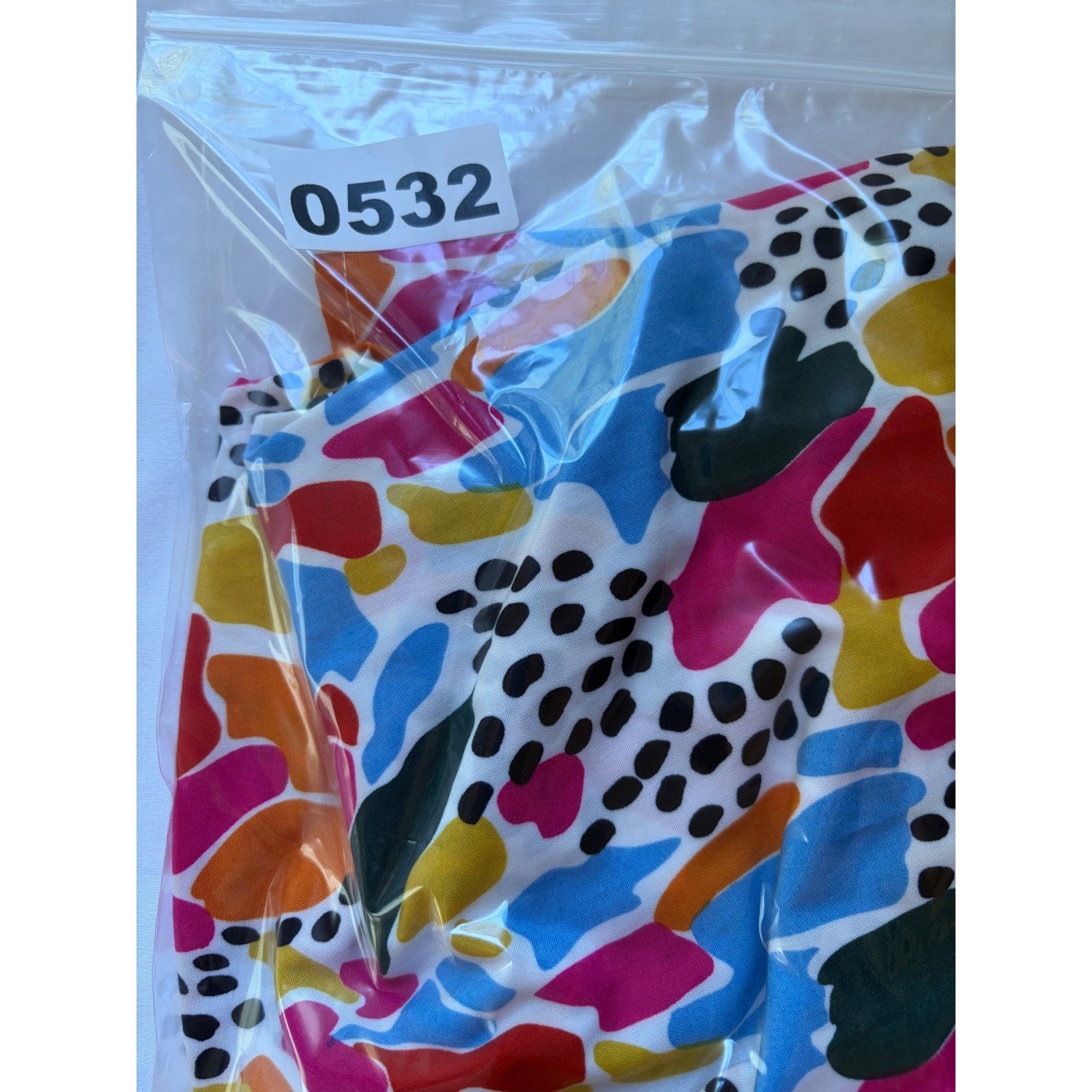 Abstract Multi Color Flutter Sleeve Ruffle Neck Blouse Top Polka Dot Sz Medium