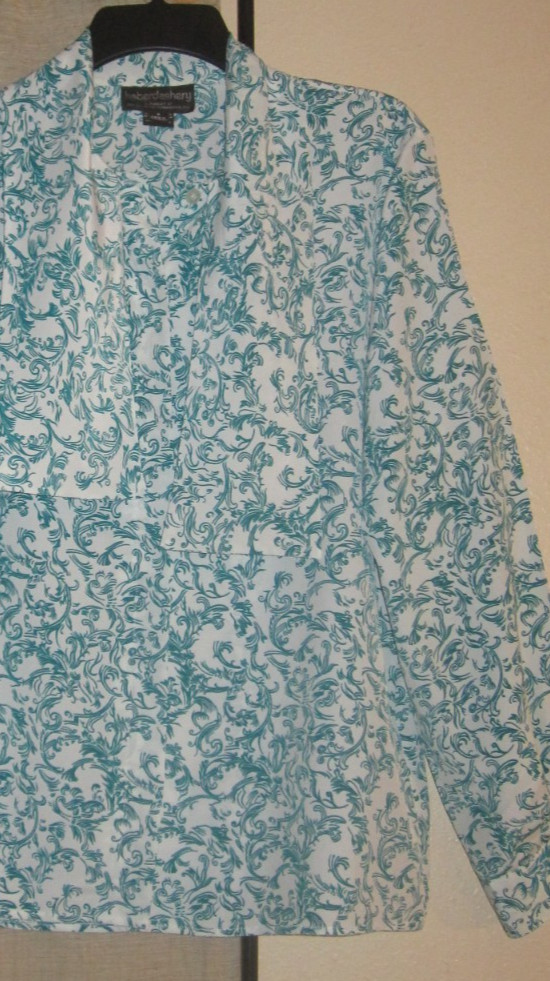 8 s shirt blouse dressy top eggshell blue green teal design vintage Haberdashery