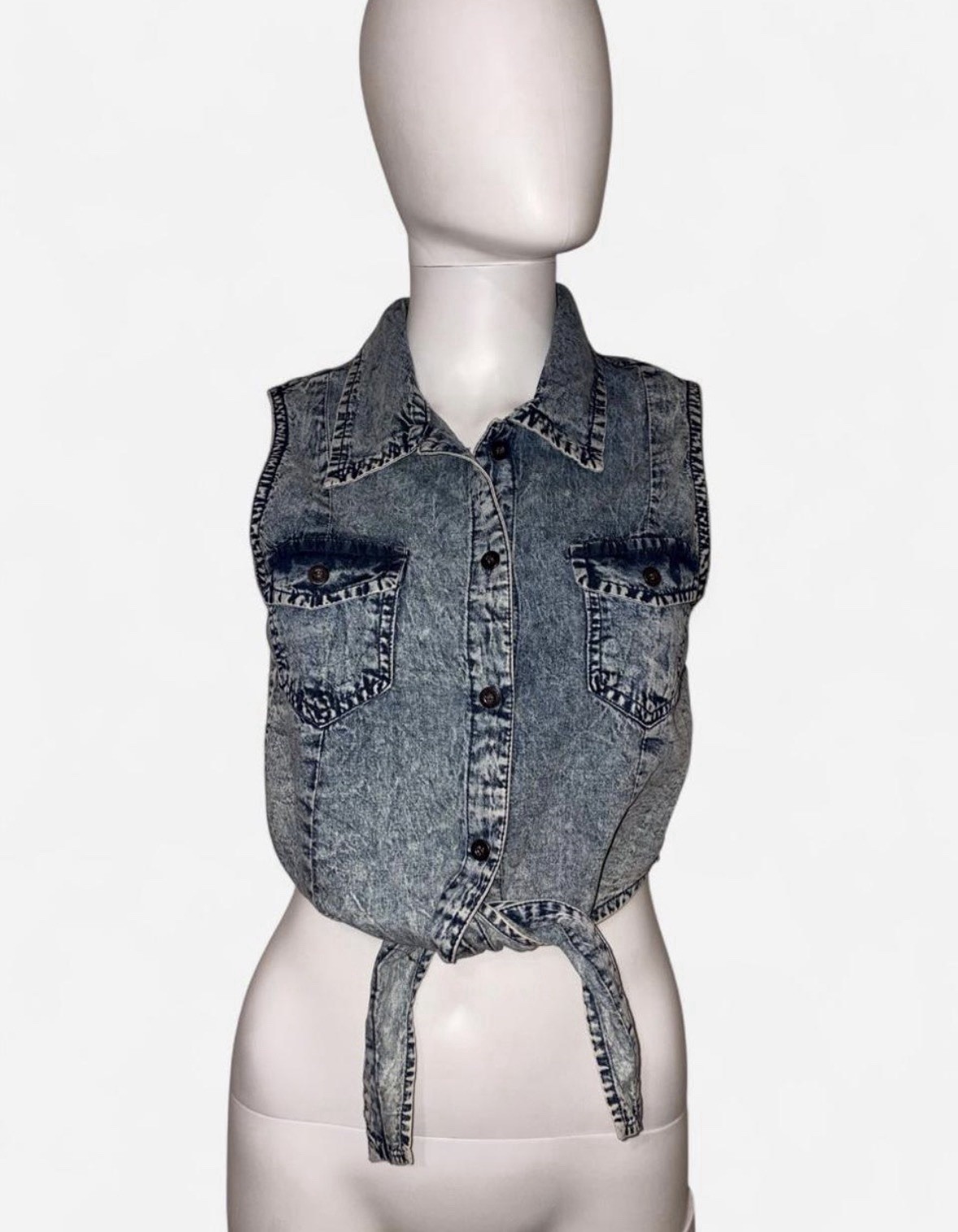 Thread Story Acid Wash / Jean Button Down Blouse Size Medium New With Tags