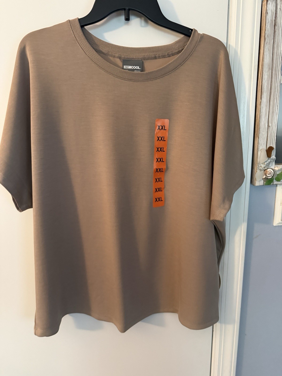 NEW! Women’s 32 Degrees Cool Dolman Short Sleeve Stretch Top – Taupe Size XXL