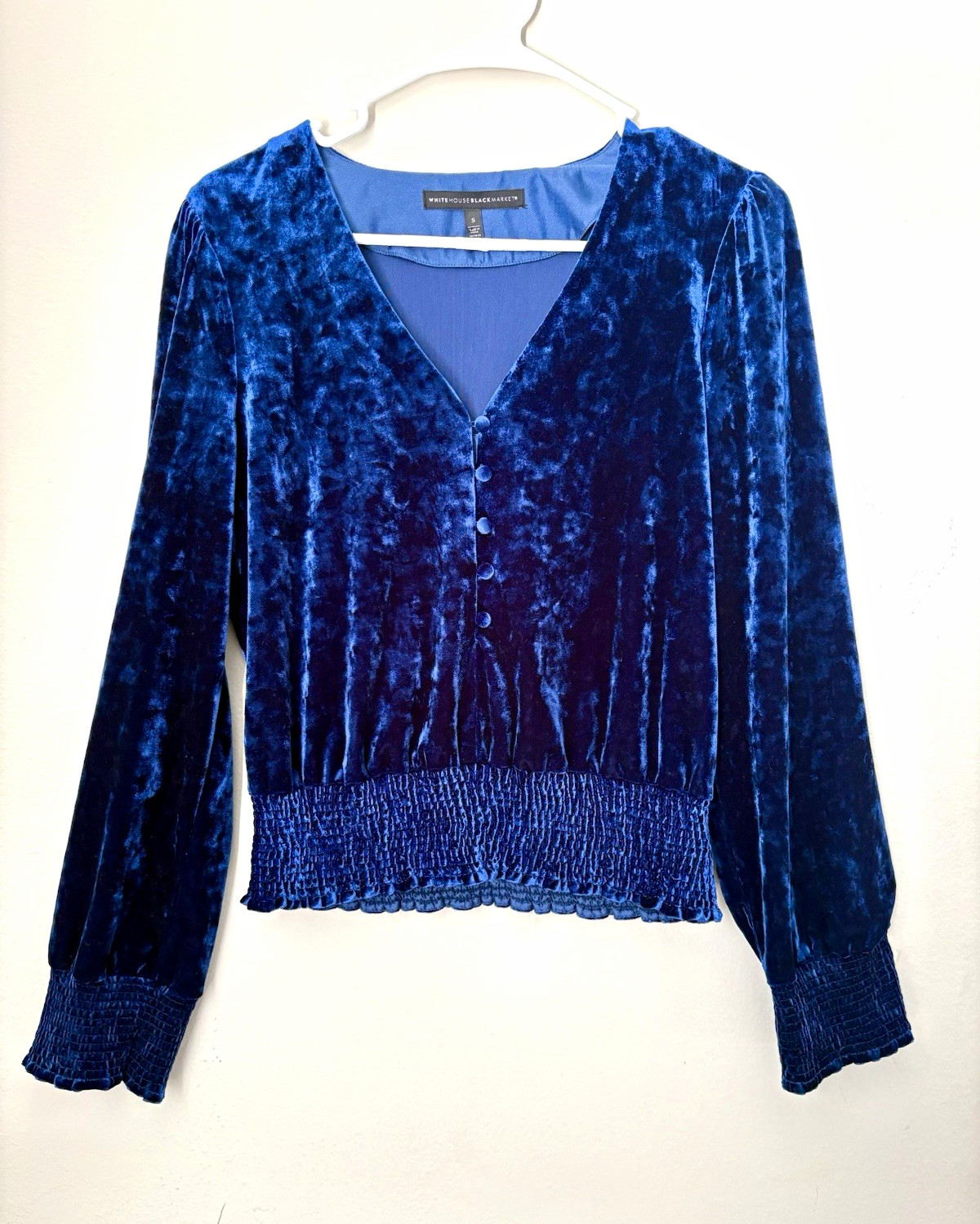 White House Black Market Blue Crushed Velvet Smocked V Neck Blouse Women’s S