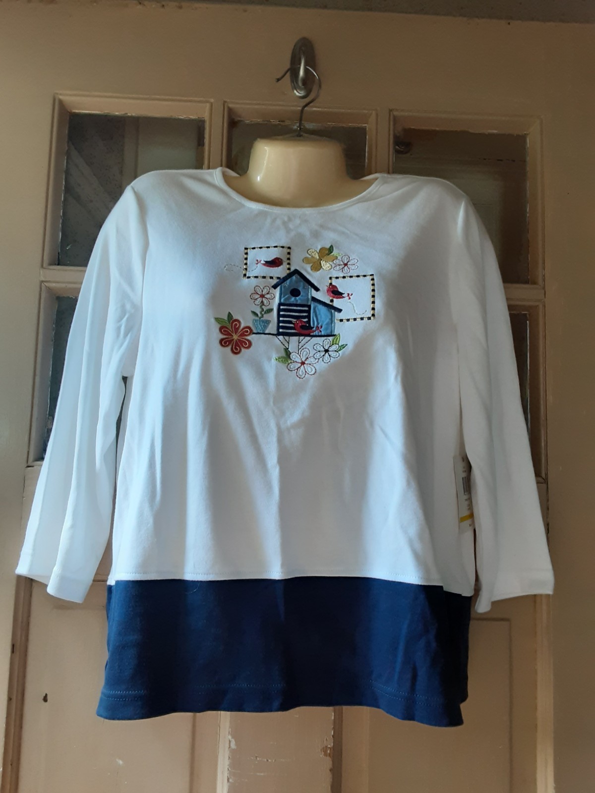 Breckenridge Woman’s 3/4 Sleeve Top Size Medium NEW WITH TAGS