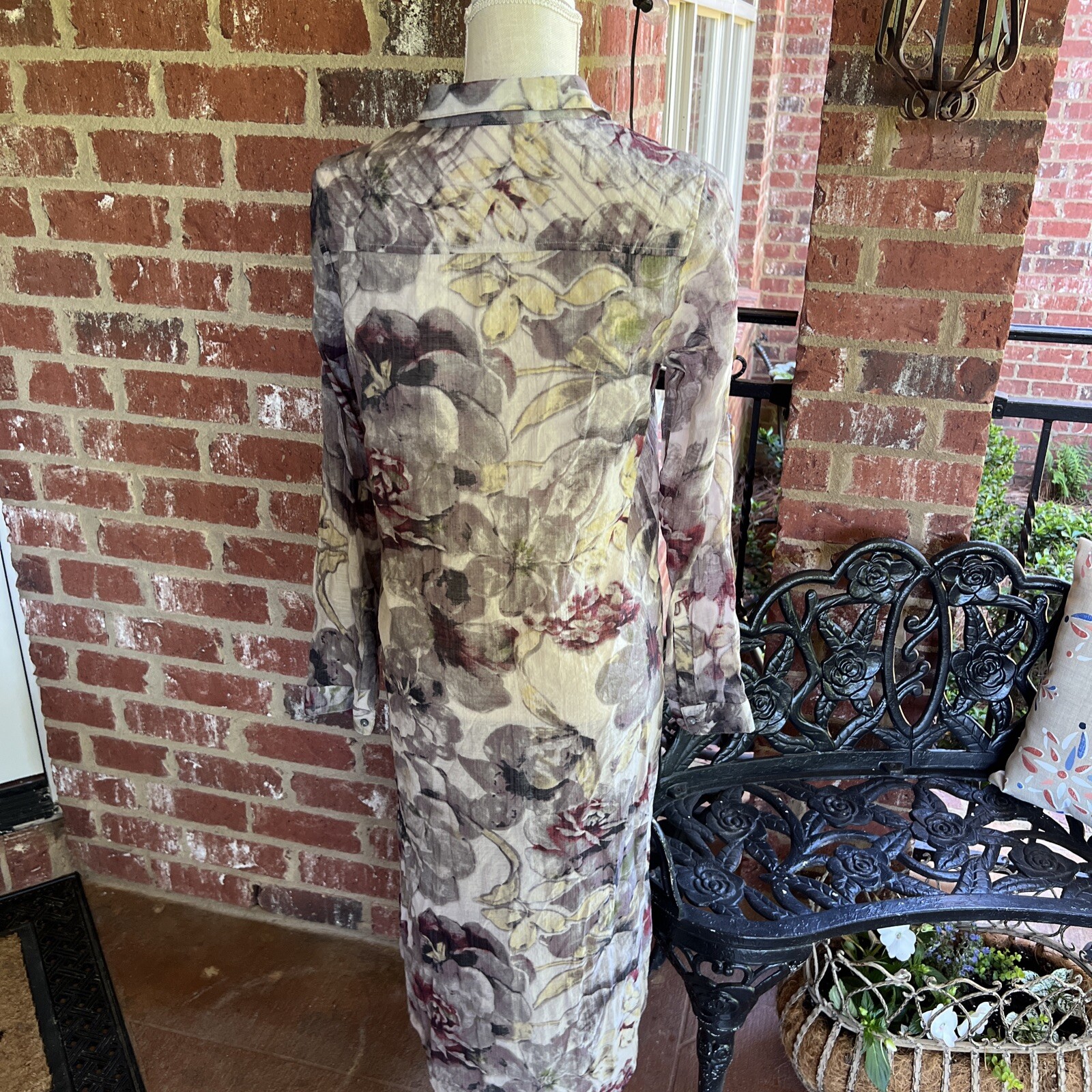 Mystree Maxi Button Down Top Tunic Floral Size Small Colorful Side Slit