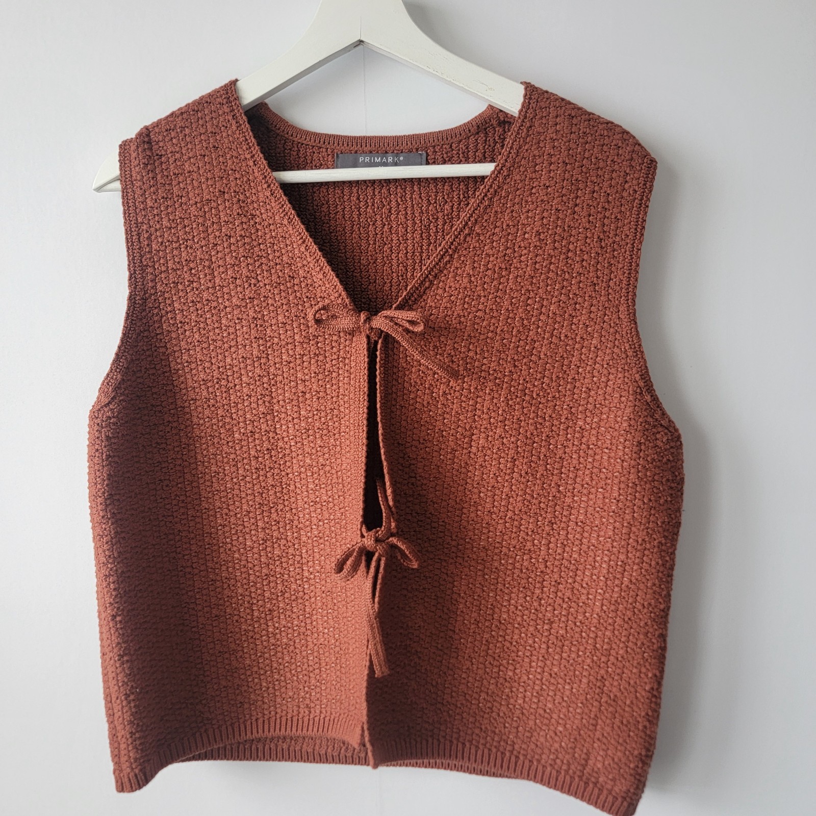 Primark women’s knitted sweater vest sz M tie-front closure Festival Boxy Rodeo