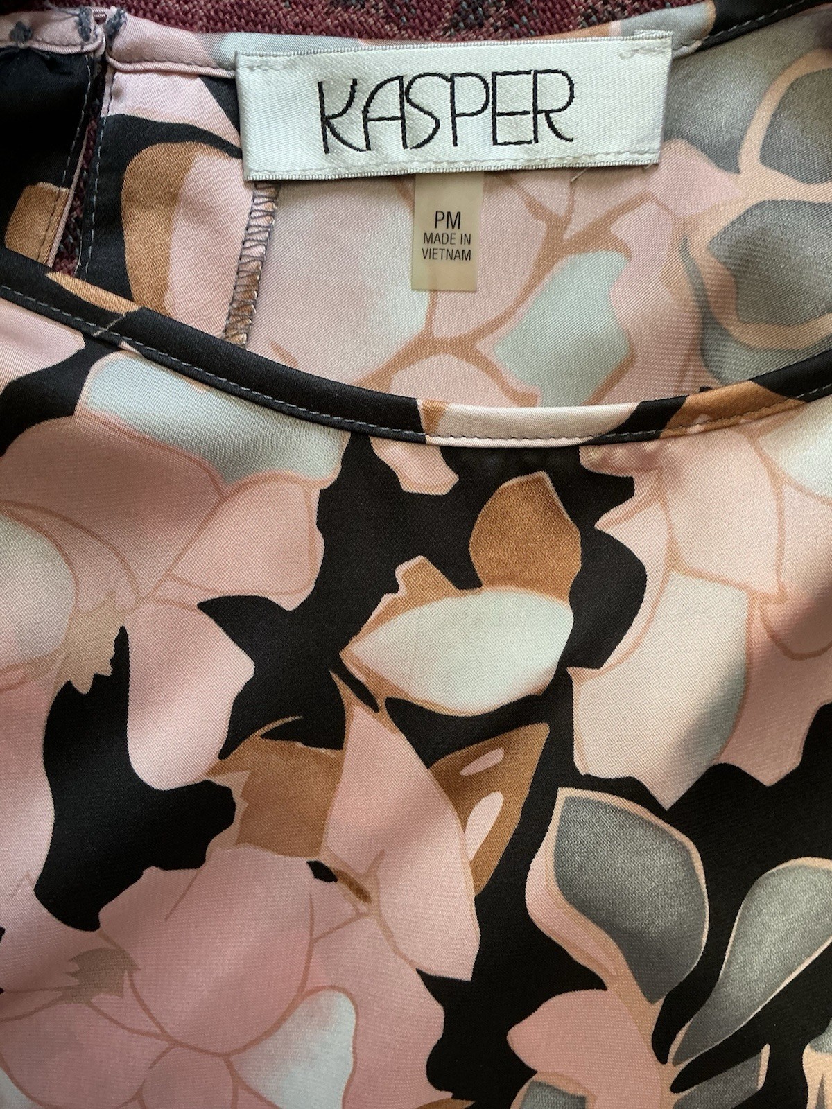 Kasper Sleeveless Floral Blouse Button Pink Black Gray Beige Petite PM