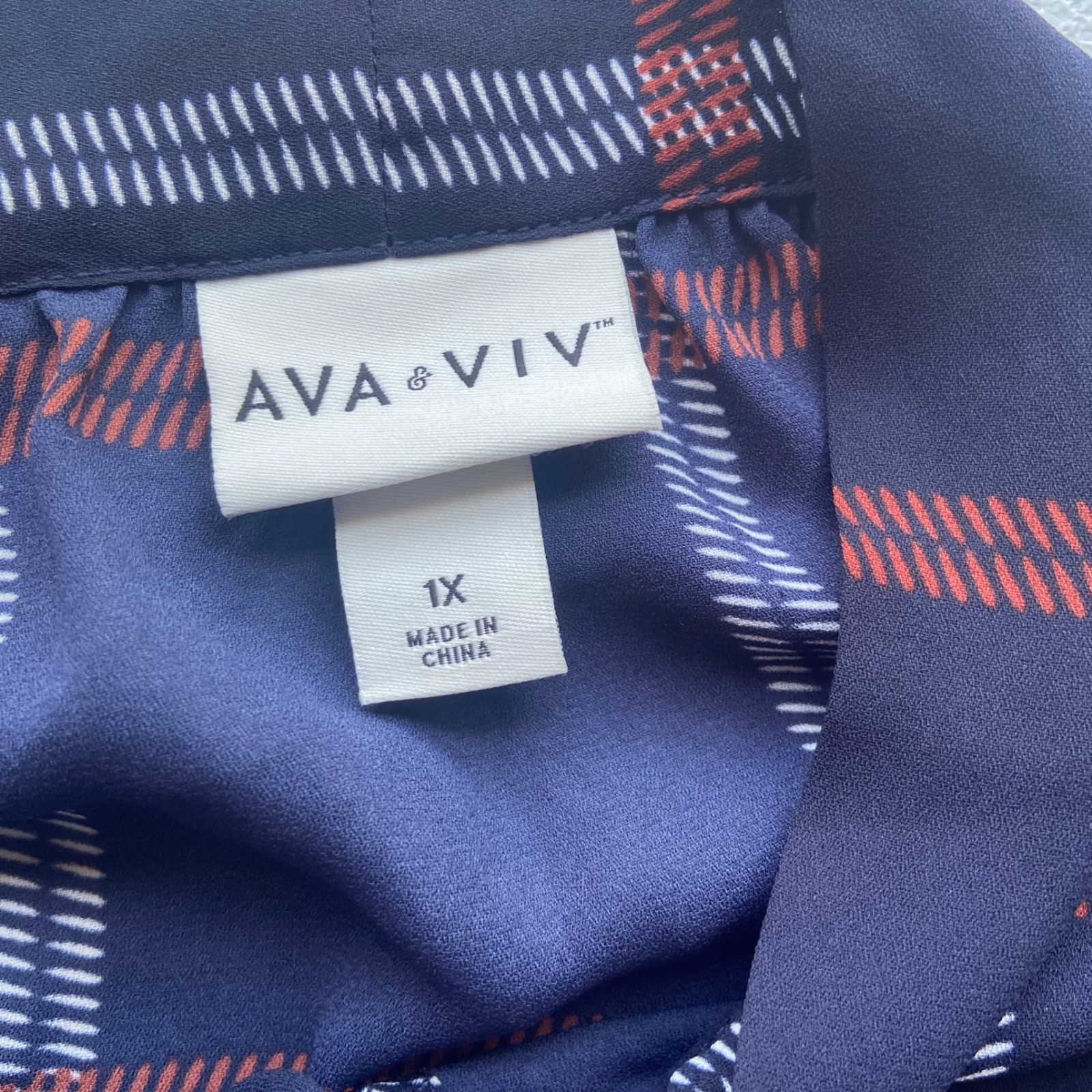 Ava & Viv Navy Blue Plaid Tie Neck Blouse Lantern Sleeve Plus Size 1X 0096