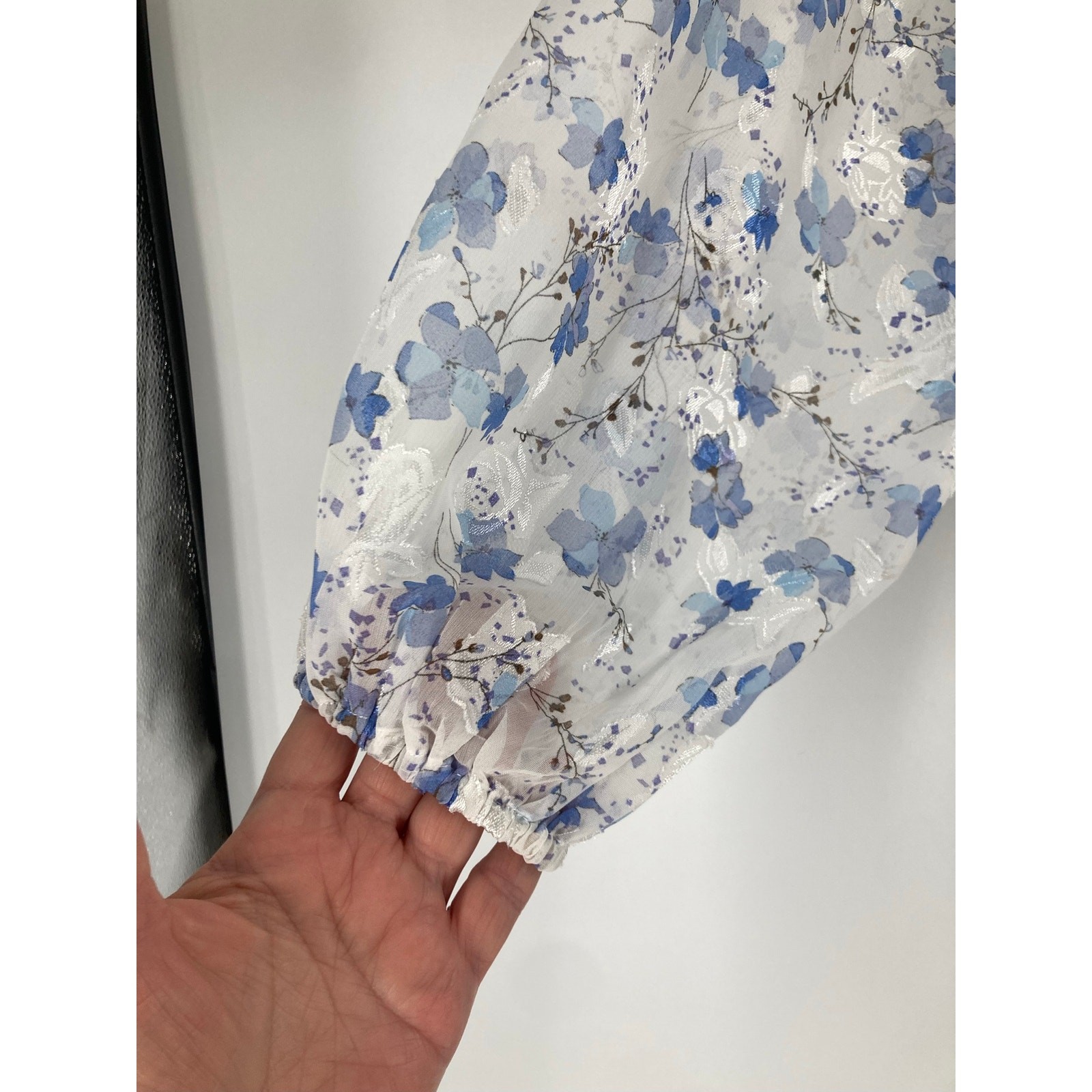 Arula Blue Floral Print Smocked Puff Sleeve Crop Blouse Cottage Women’s 1X NEW