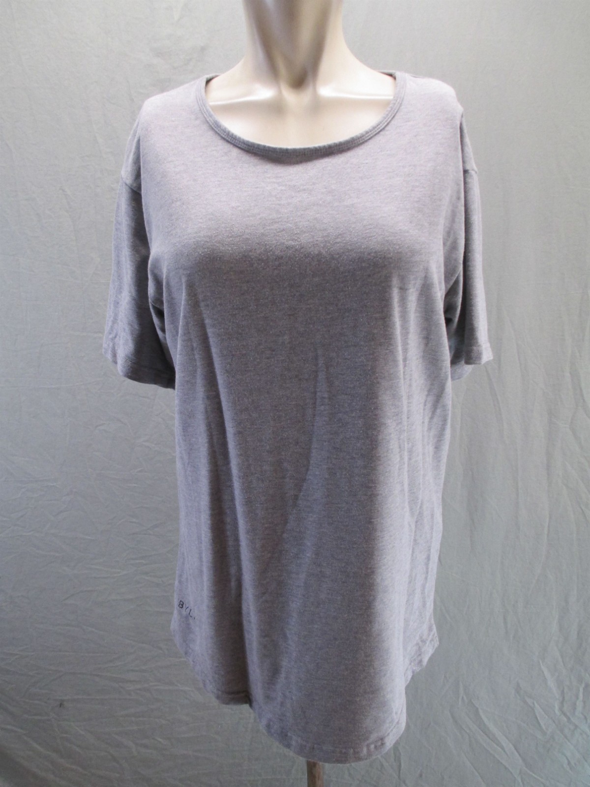 Bylt Size M Womens Gray Short Sleeve Crew Neck Activewear Casual TShirt 303