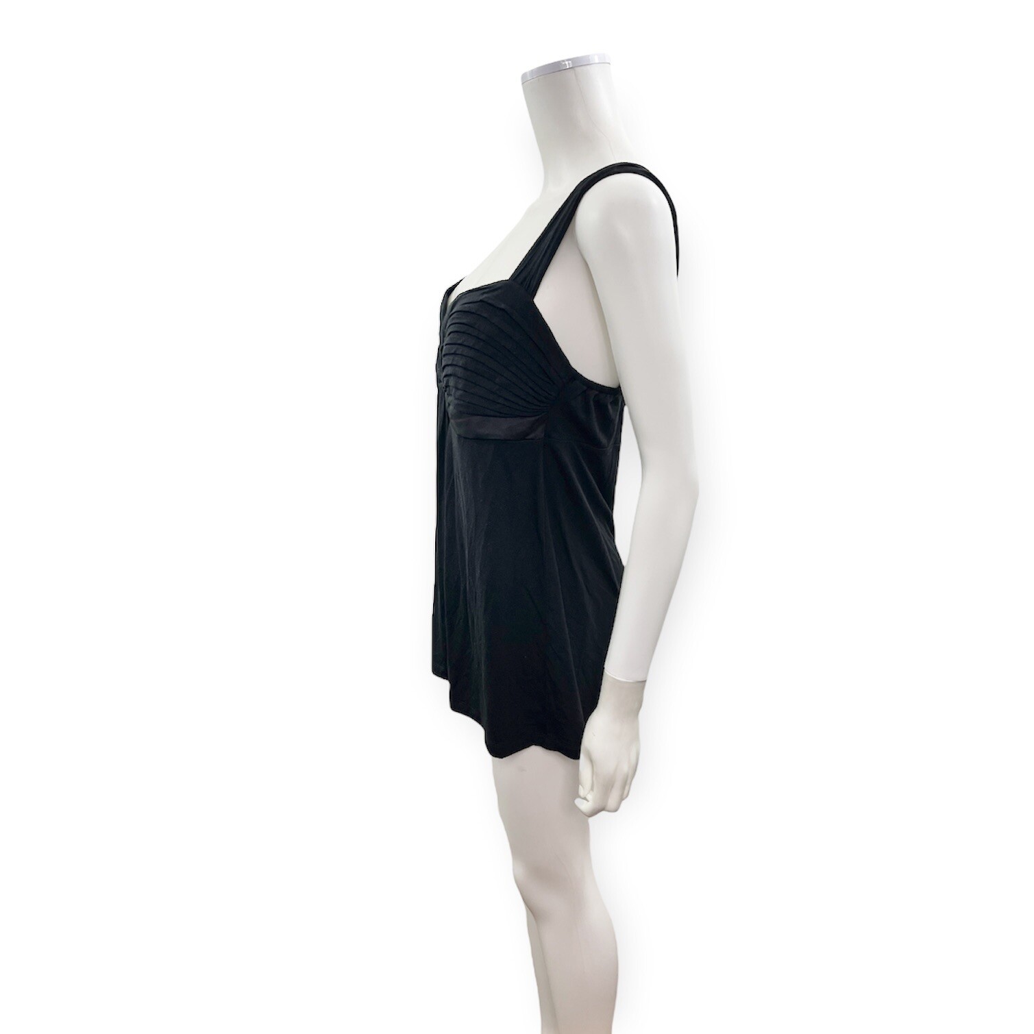 Bcbgeneration Women’s Size Large Sleeveless Solid Black Blouse