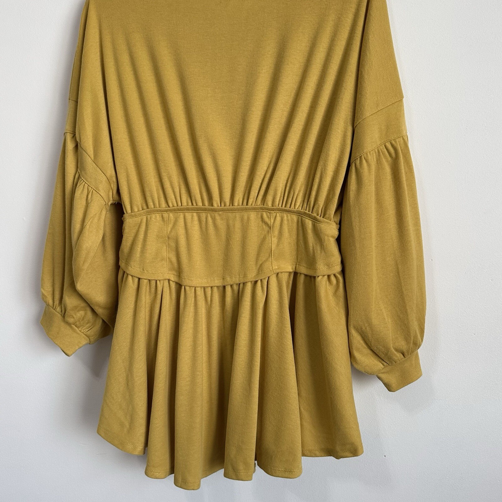 Entro Sweatshirt Top M Mustard Yellow Pullover Balloon Sleeve Trendy Boho NEW