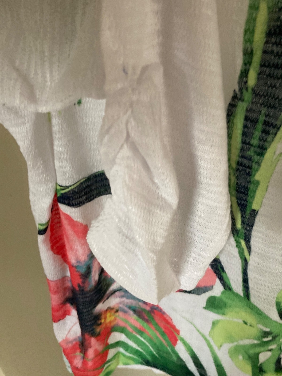Onque Coastal Women’s White Tropical Print Long Sleeve Top NWT Varies