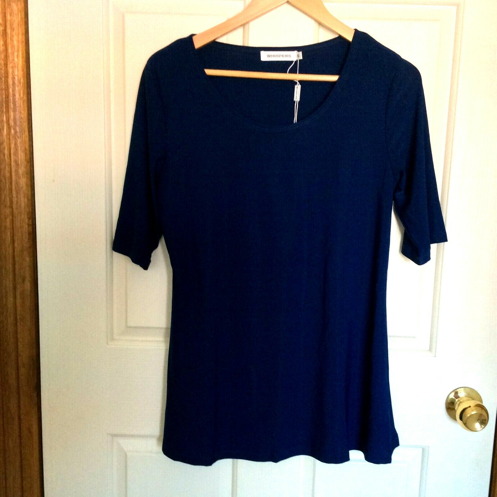 WHISPERS DESIGNER WOMEN’S STRETCHY SHORT SLEEVE JERSEY TOP SIZES S & M