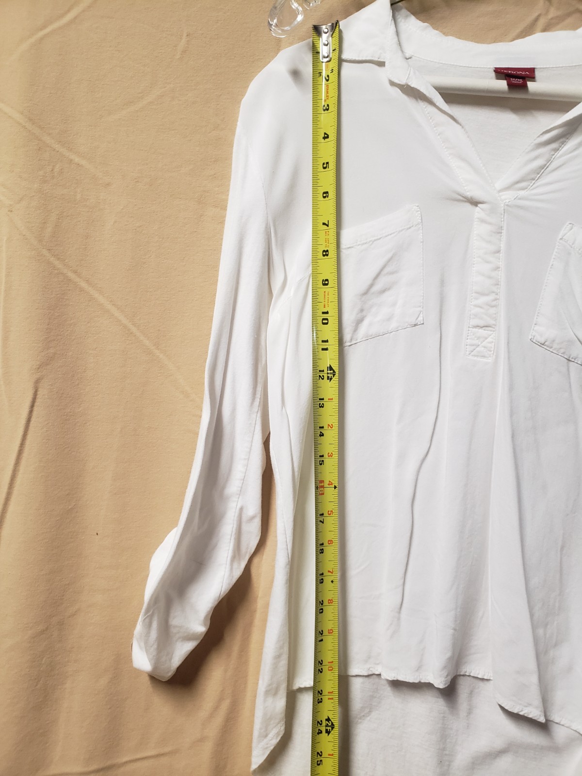 Medium Merona White Light Weight Adjustable Sleeves Collared Dress Shirt