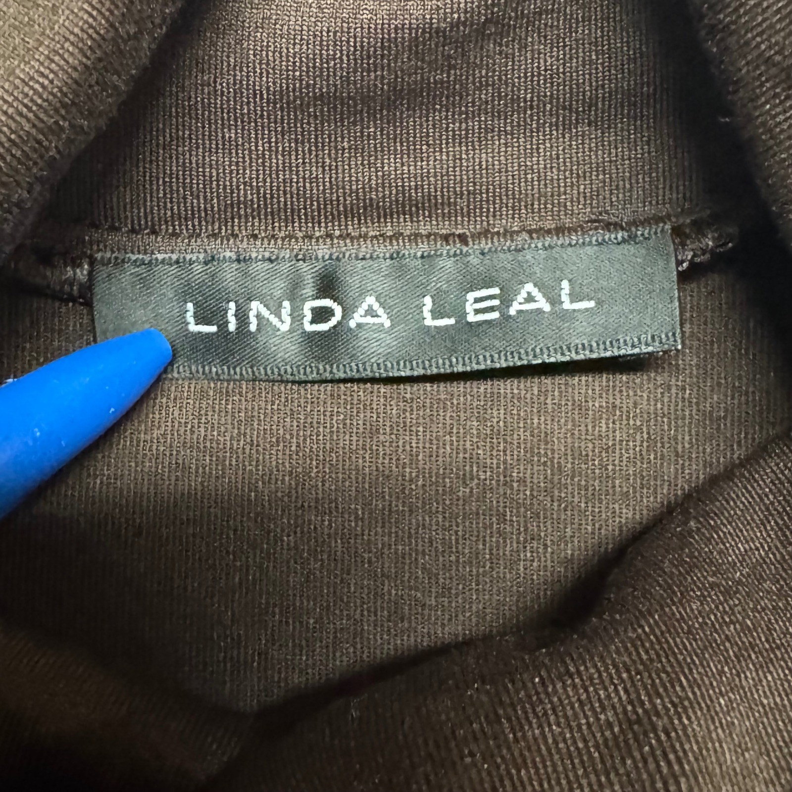 Linda Leal Brown Turtleneck Long Sleeve Top Size M Nylon Spandex Made in USA