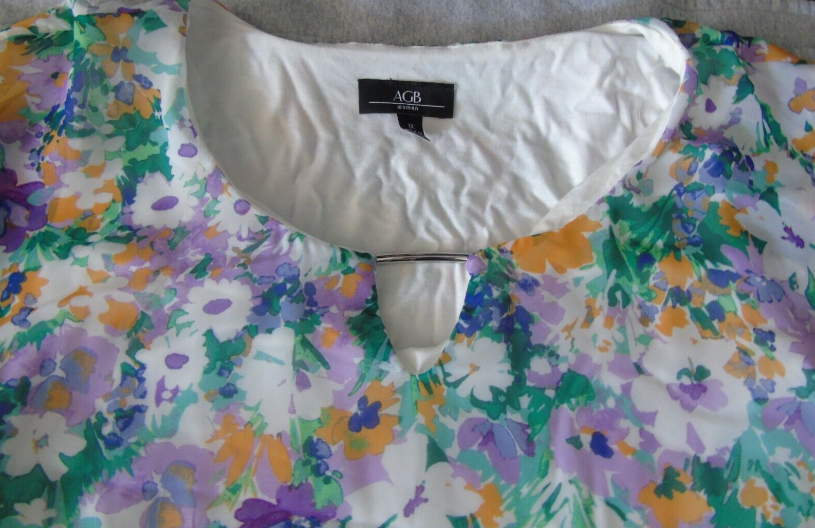 NWT AGB blouse Woman 1X Floral Blouse bat wing sleeve CottageCore BOHO NEW