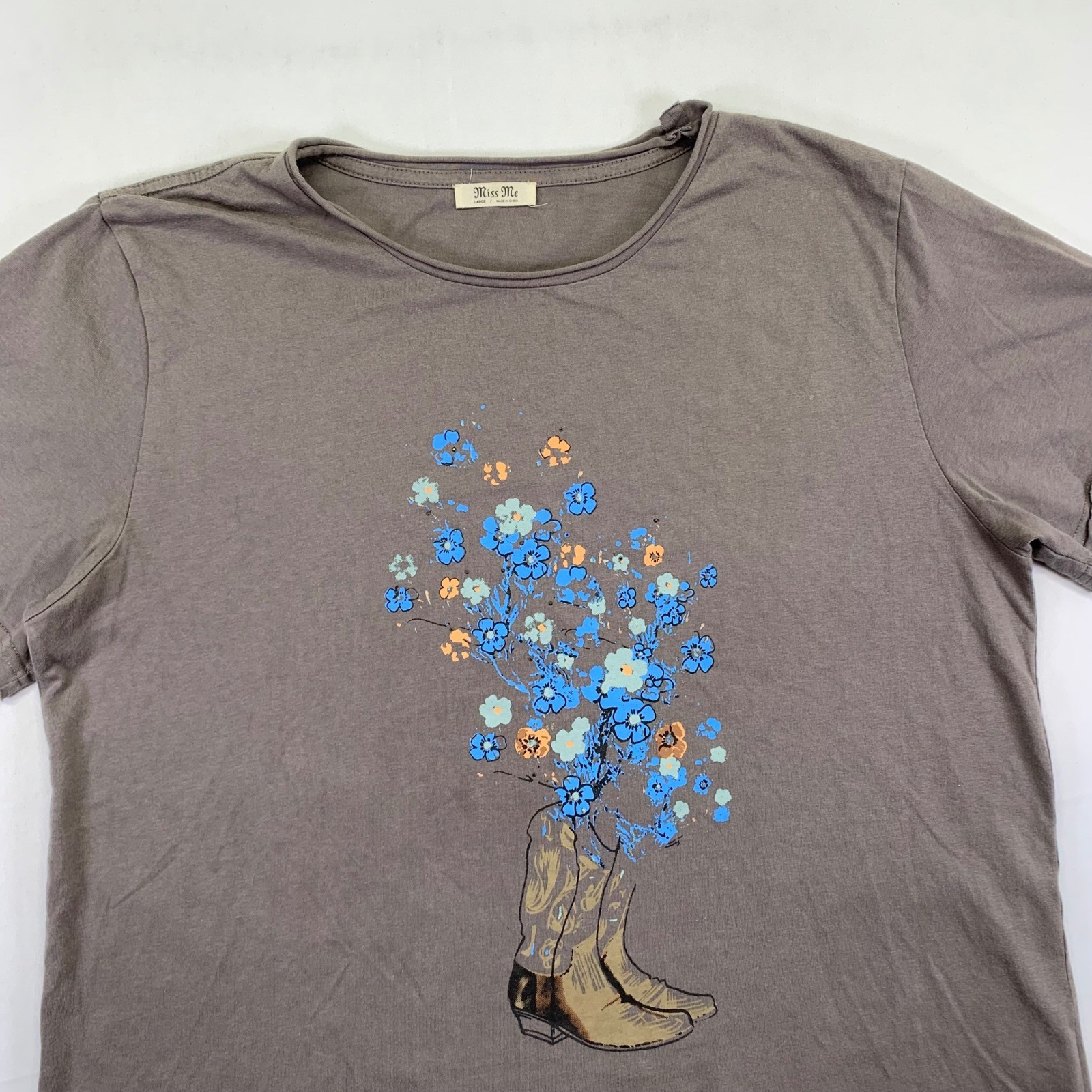 Miss Me Womens T-Shirt Suze Large Cowboy Boots Blue Orange Floral Graphic Y2k