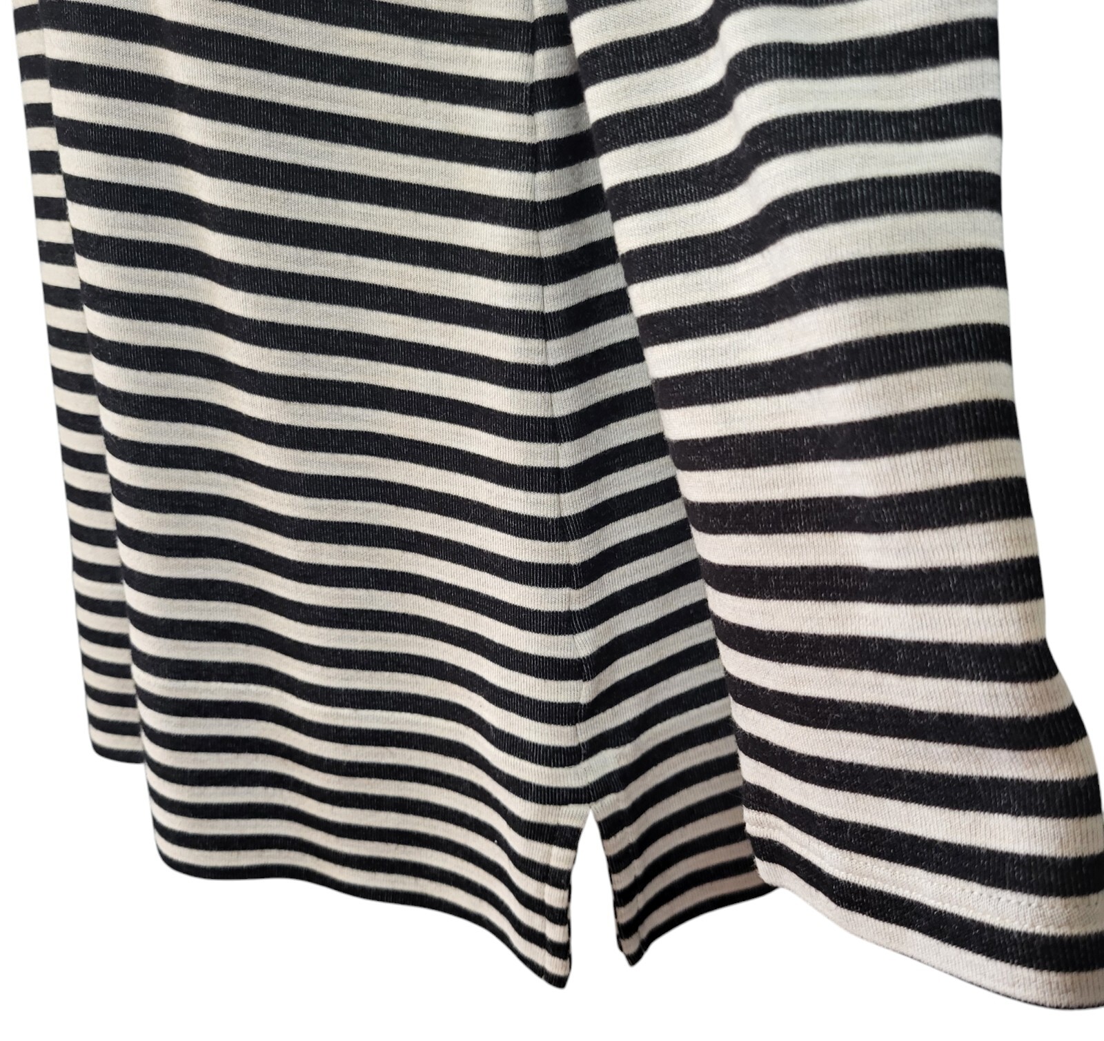 J Jill Stretch Top T-Shirt Size XS Black White Stripe Scoop Neck Roll Tab Sleeve