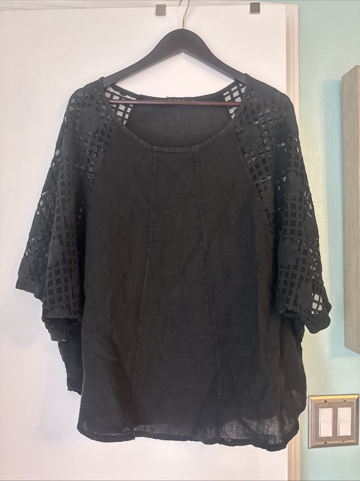 Bella Amore Top Women Size Small/Medium Black Linen Made In Italy