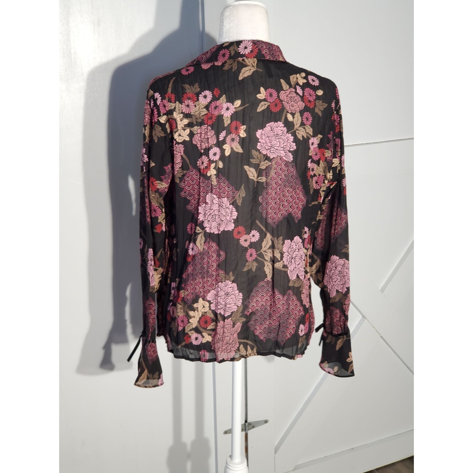 APOSTROPHE FLORAL FORMAL BLOUSE COLOR BLACK LONG SLEEVE POLYESTER SIZE M