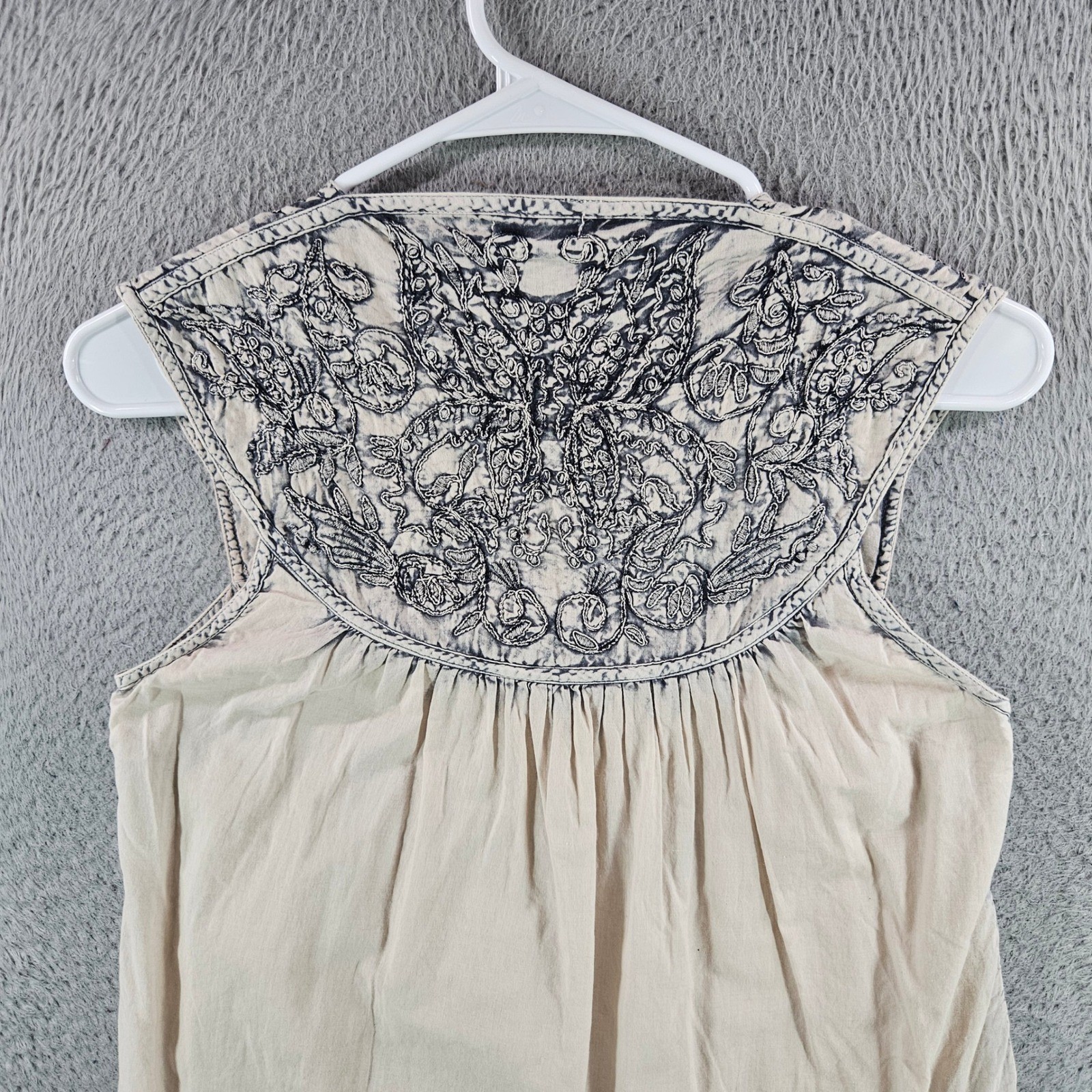 Earthbound Trading Co Womens Small Tan Embroidered Boho Cotton Sleeveless Tunic