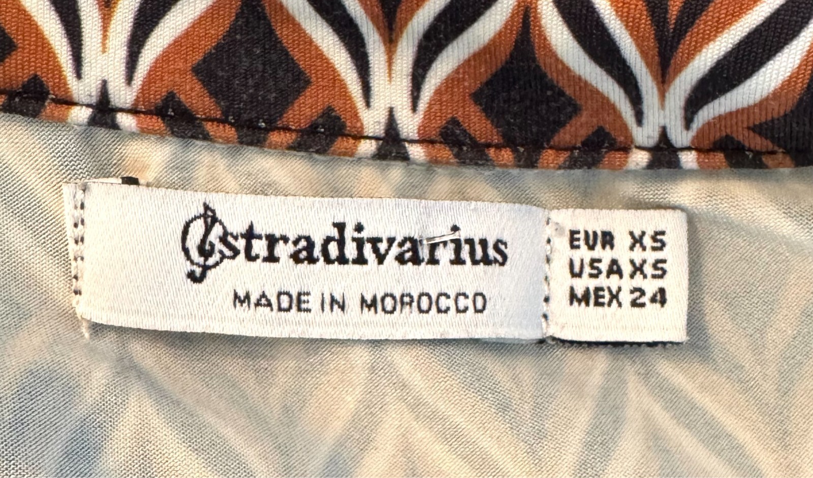 Stradivarius Women’s XS Tunic Blouse Top Geometric Button Up Stretch