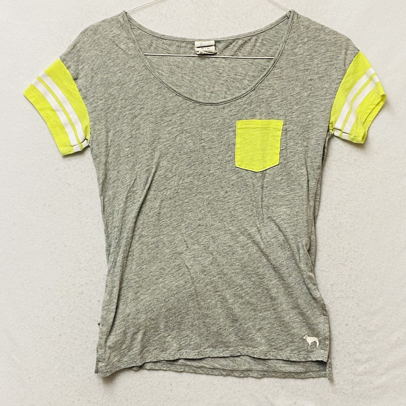 Victoria Secret Pink Women’s Gray Neon Green Pullover Short Sleeve Size XS