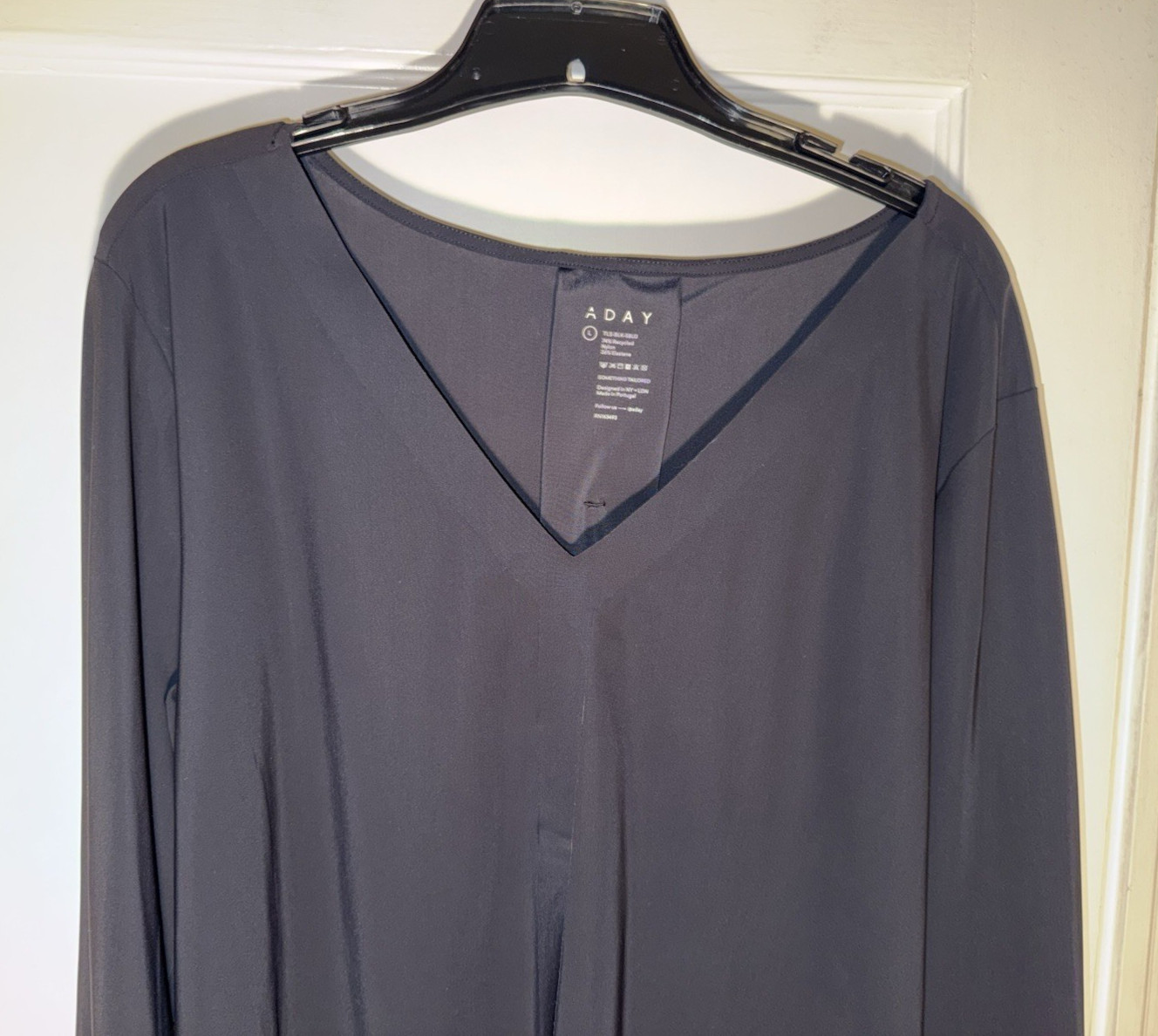 ADAY SOMETHING TAILORED BLACK SHIRT EUC $165 RETAIL. Size L. d980