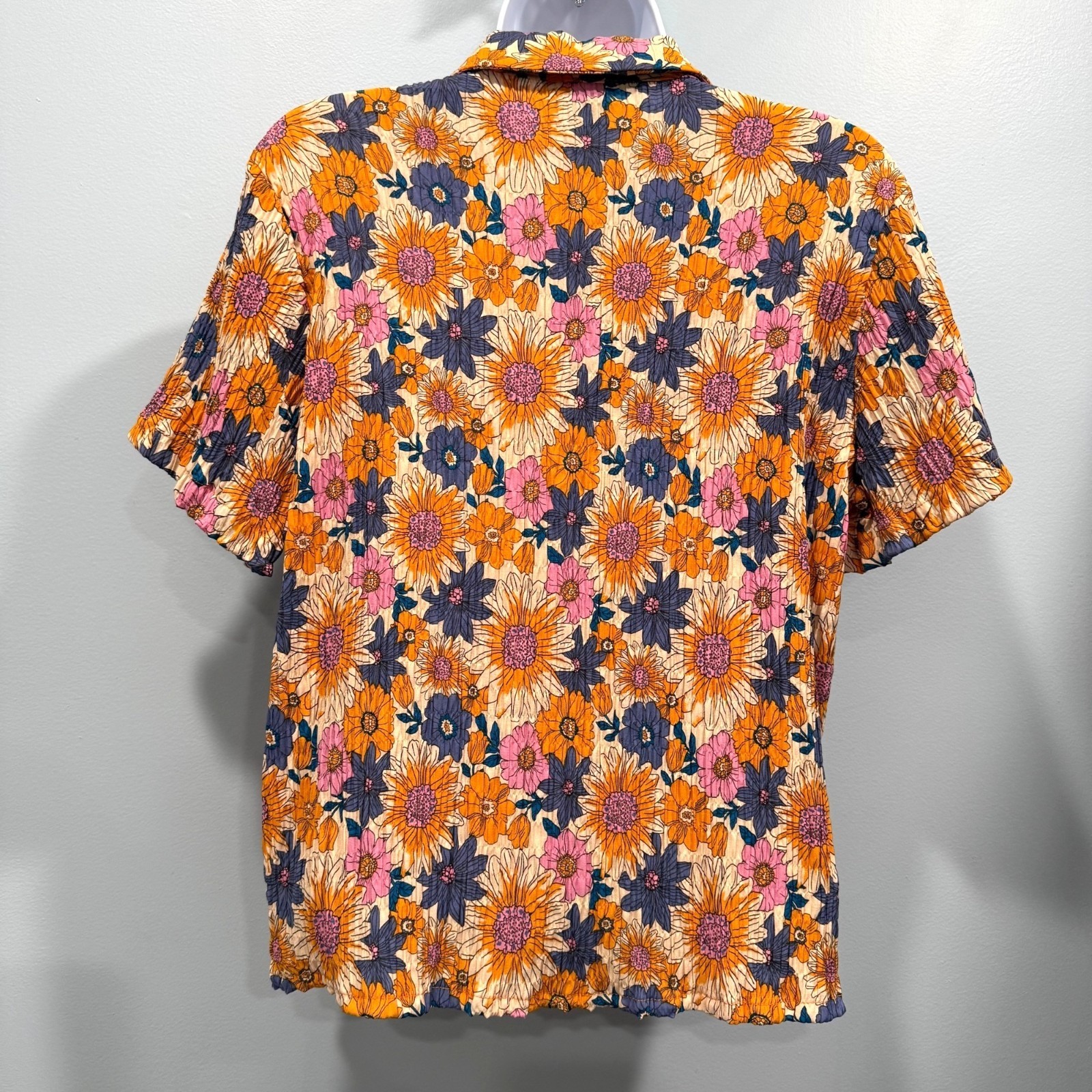 Forever 21 Floral Crinkle Button Up Camp Shirt Boho Retro Orange Blue Womens M