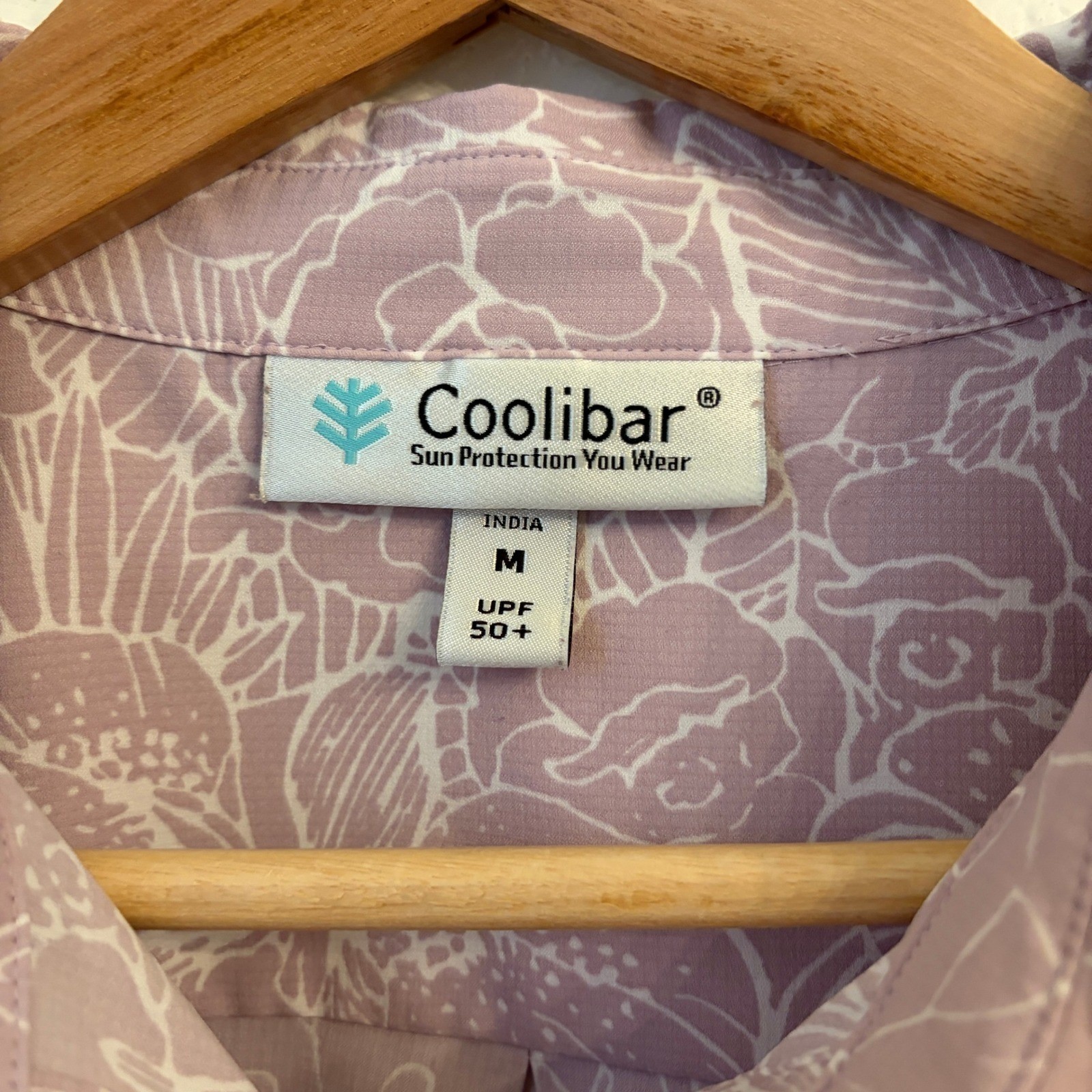 Coolibar Hepburn Button Up Shirt Women M UPF 50 Floral Tropical Coastal Outdoors