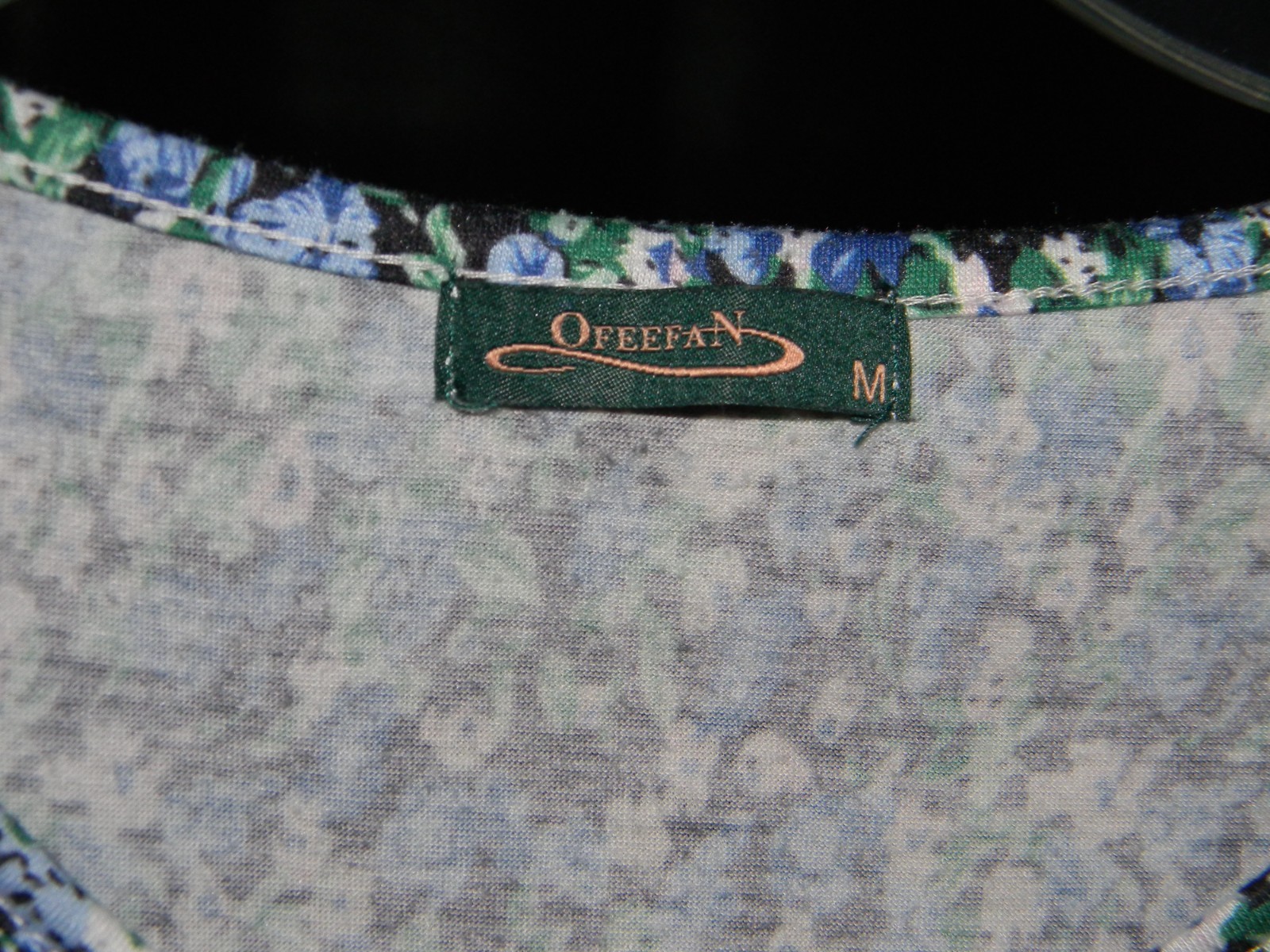 Ofeefan Women’s Size M Pullover Short Sleeve Top Blues/Green/White