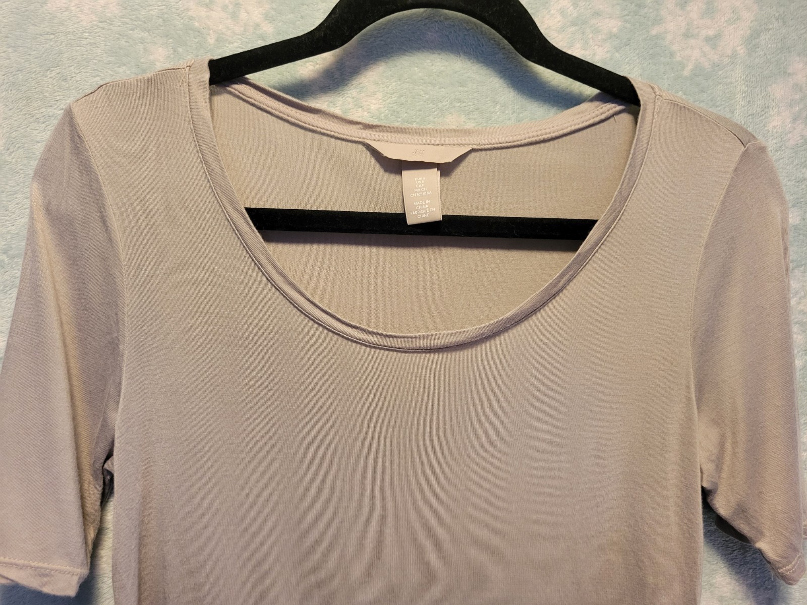 H&M Women Sm Khaki Beige Solid Scoop Neck Short Sleeve Shirt Top Basic Layer