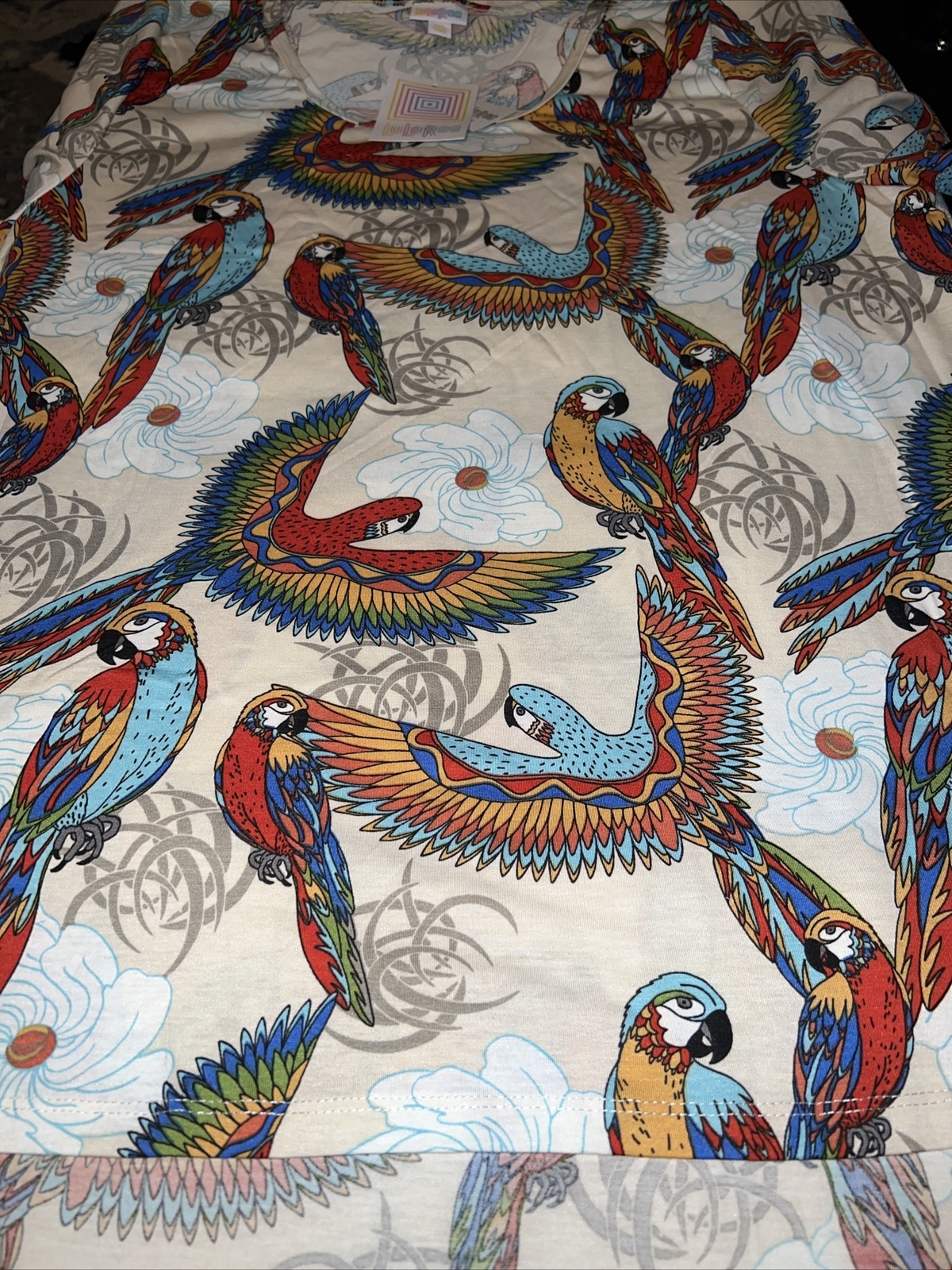 NEW Lularoe Classic T Shirt Top Tan Parrot Floral Tropic 🦜 3XL 26/28 24/26 3X