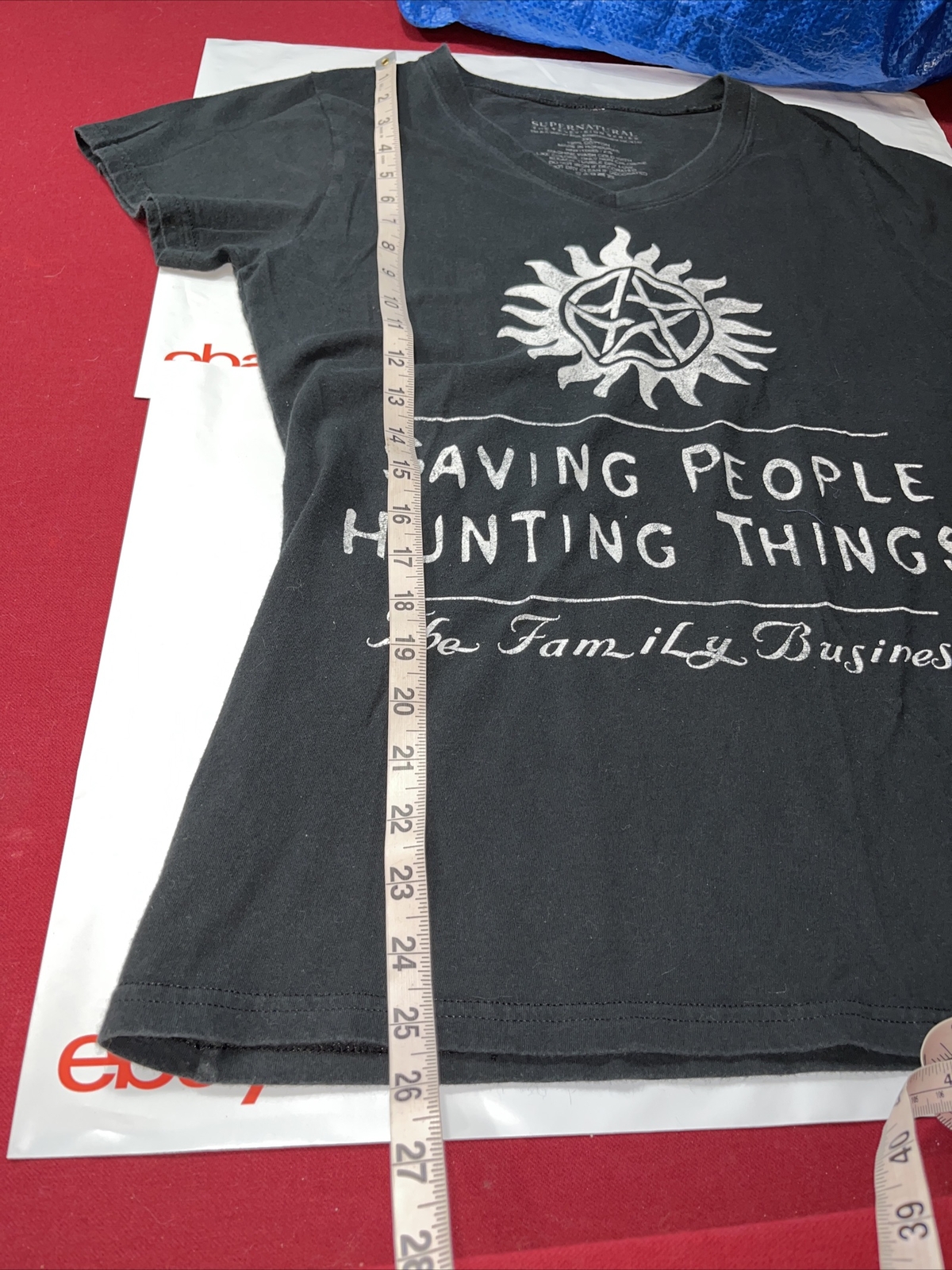 2XL WOMENs Supernatural T SHIRT Saving People, Hunting Things.” V-neck TV Series