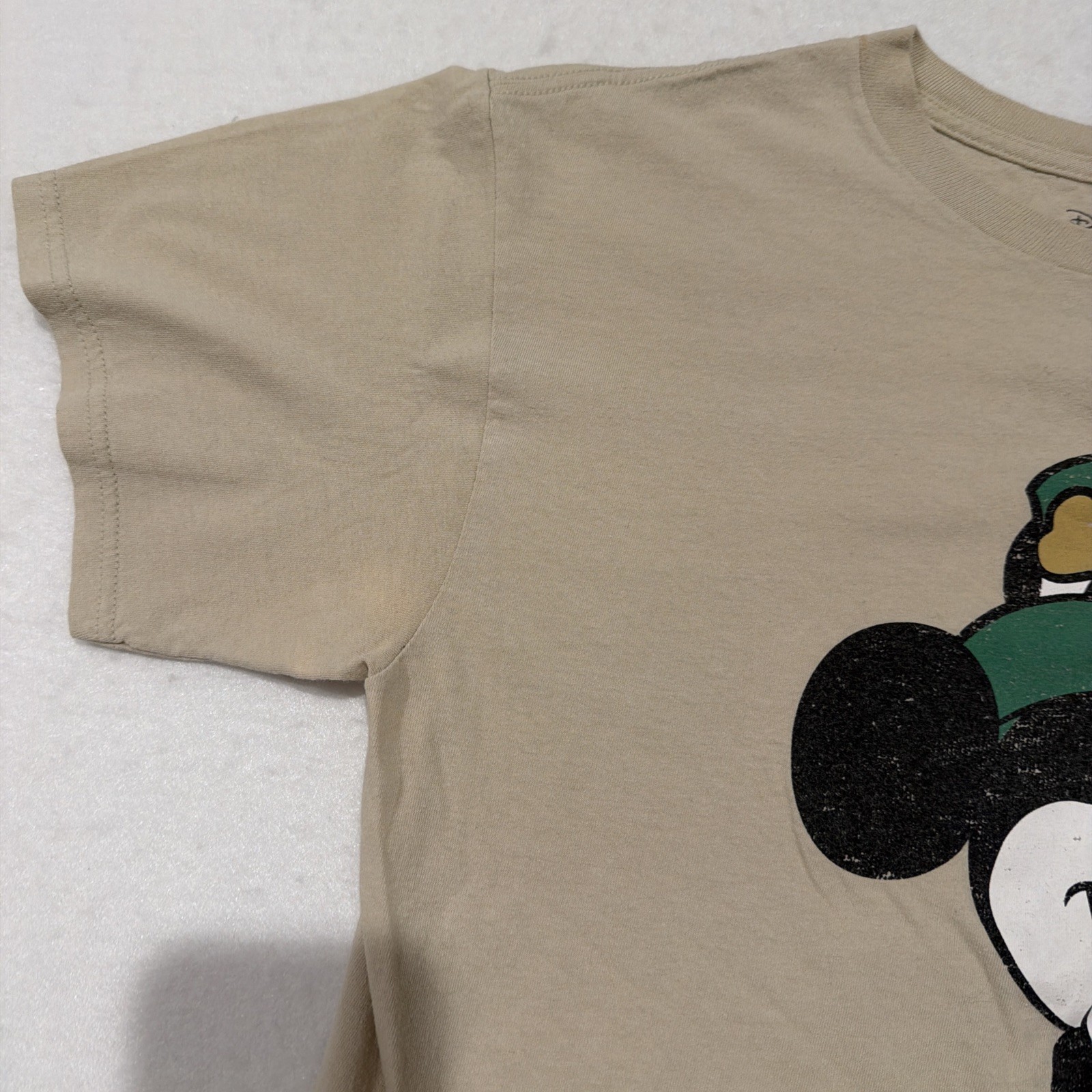 Disney Women’s Mickey Mouse Saint Patty Day T-Shirt Small Beige Preowned