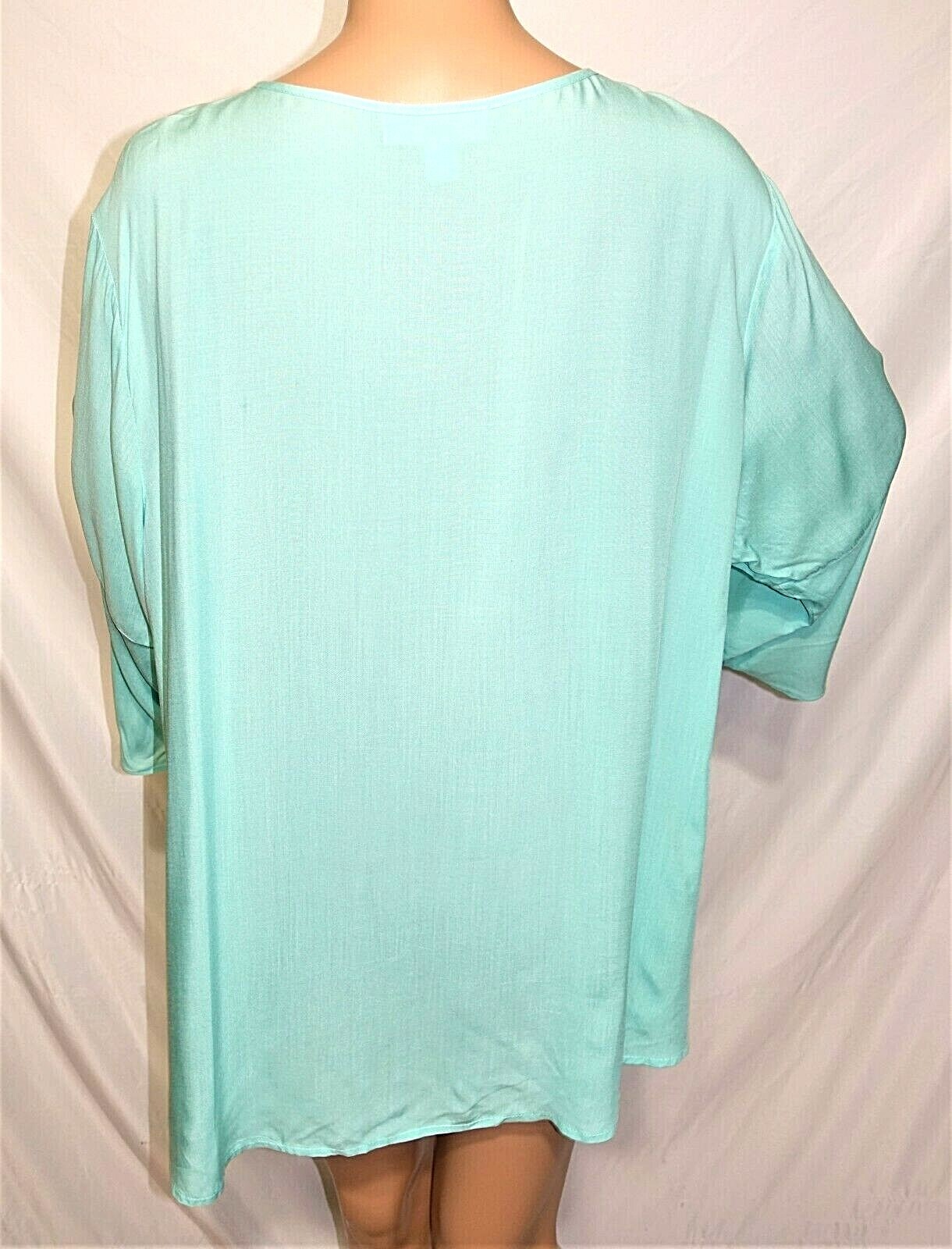 Emaline Women Plus Size 1x 2x 3x Pale Green Button Down Shirt Top Tunic Blouse